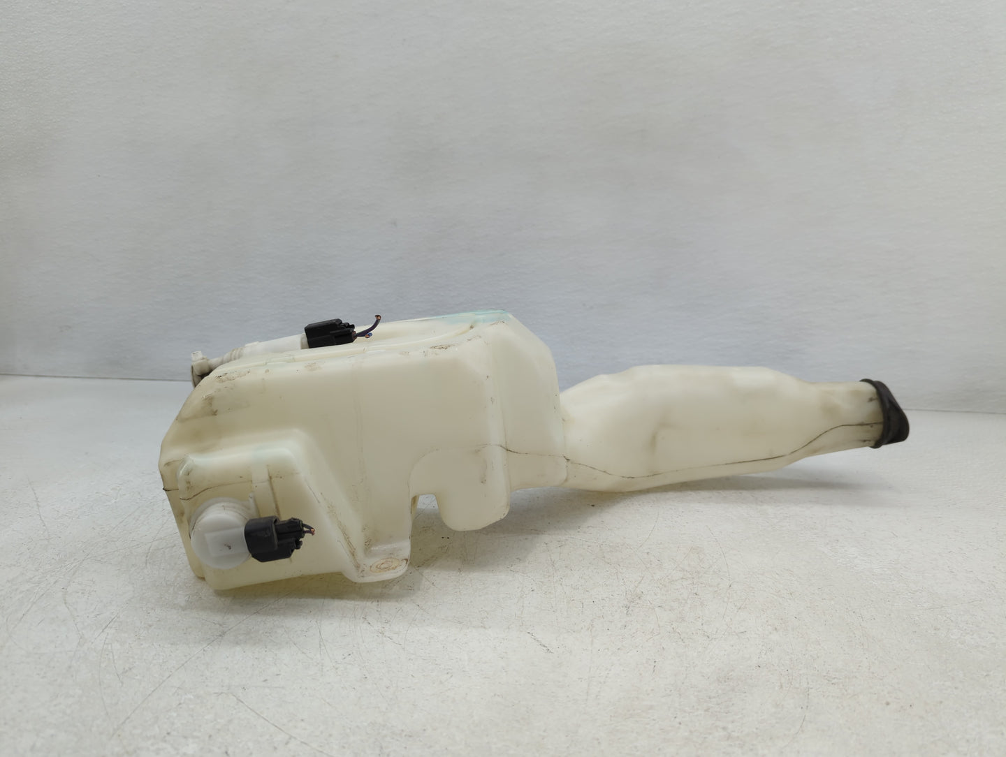 2007-2014 Ford Edge Windshield Washer Fluid Reservoir Bottle Oem - Oemusedautoparts1.com
