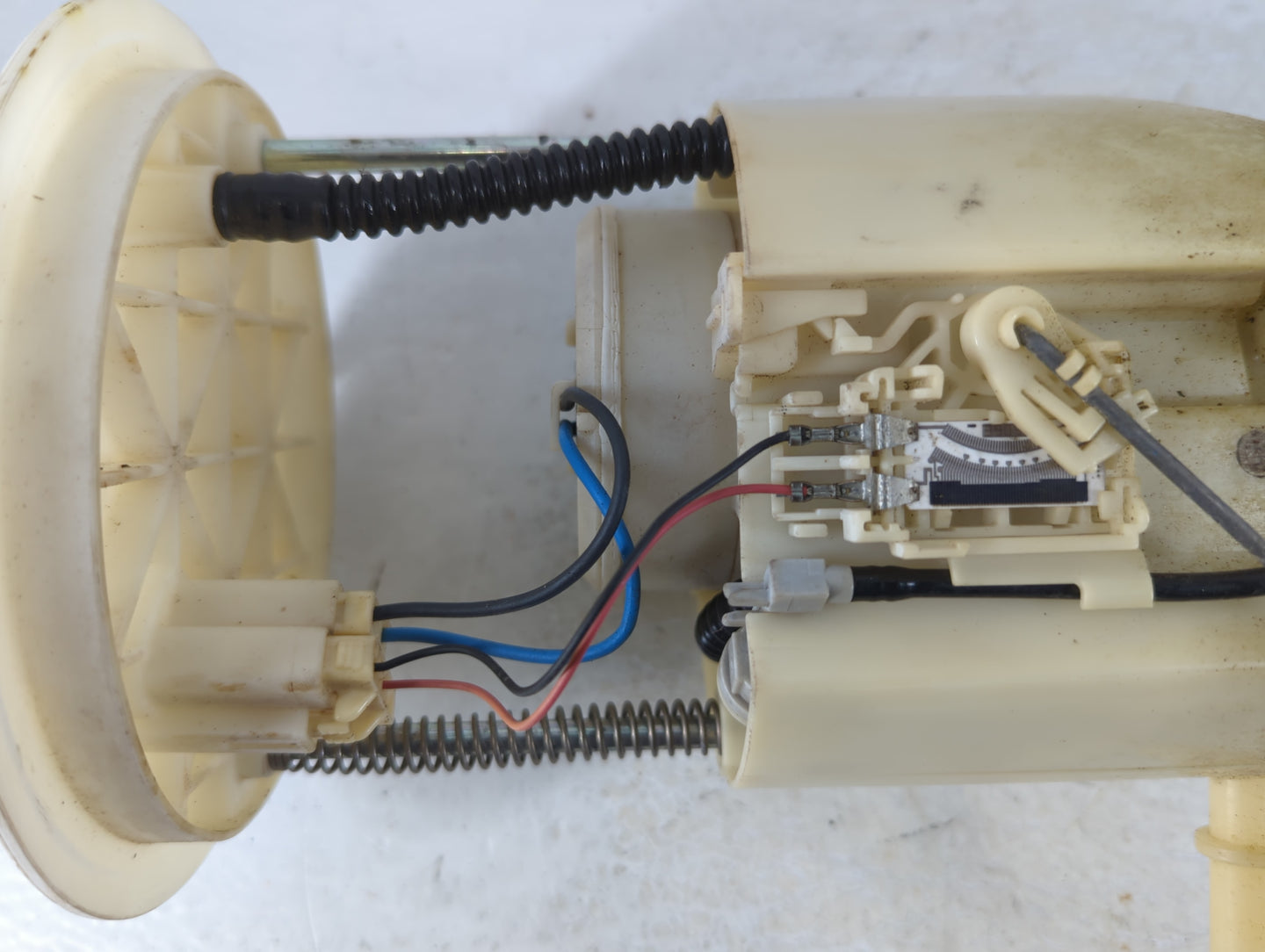 2007-2010 Ford Edge Electrical Gas Fuel Pump Assembly - Oemusedautoparts1.com