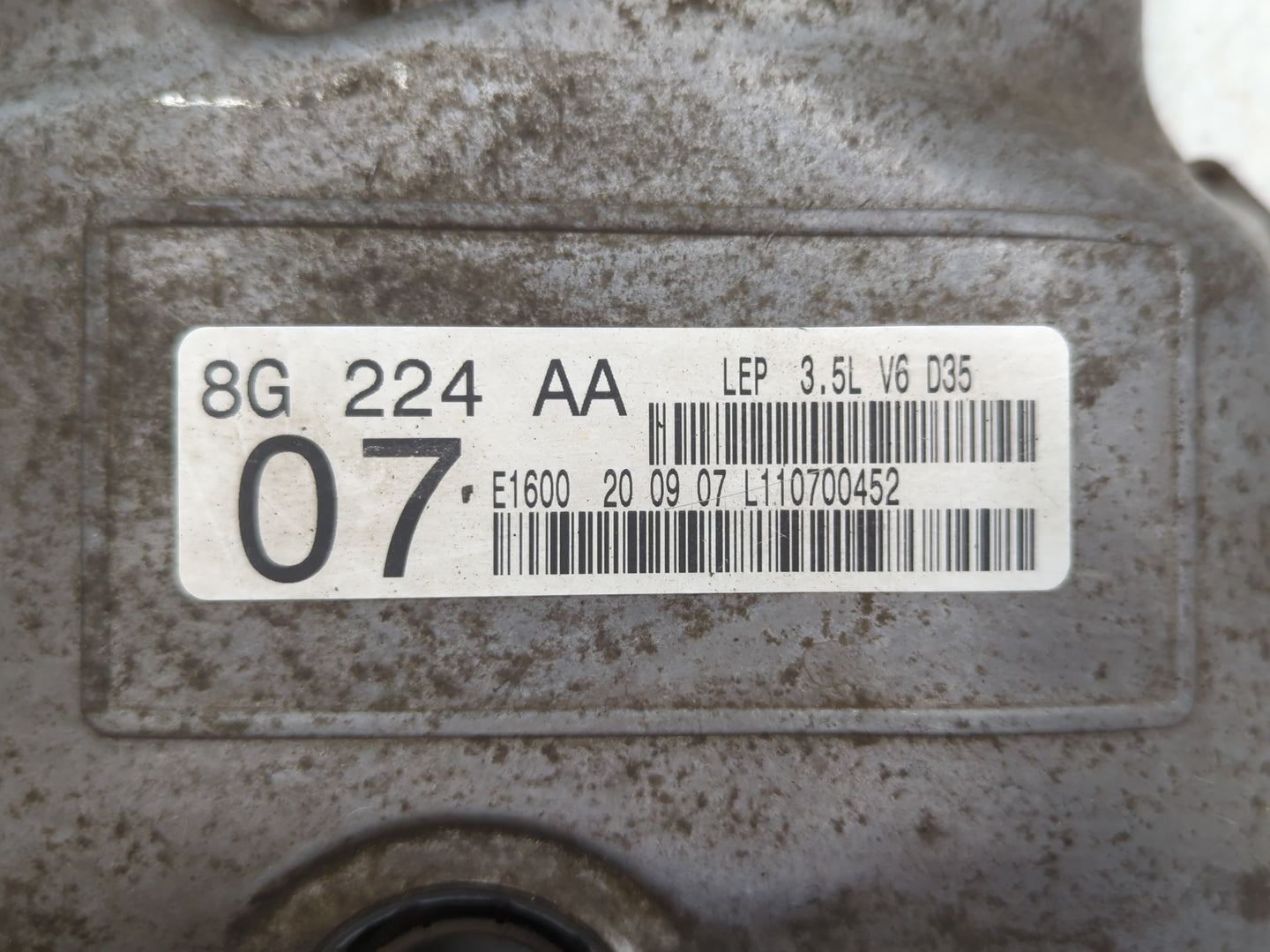 2008 Ford Edge Driver Left Cylinder Head Valve Cover P/N:8G 224 AA Fits OEM Used Auto Parts - Oemusedautoparts1.com