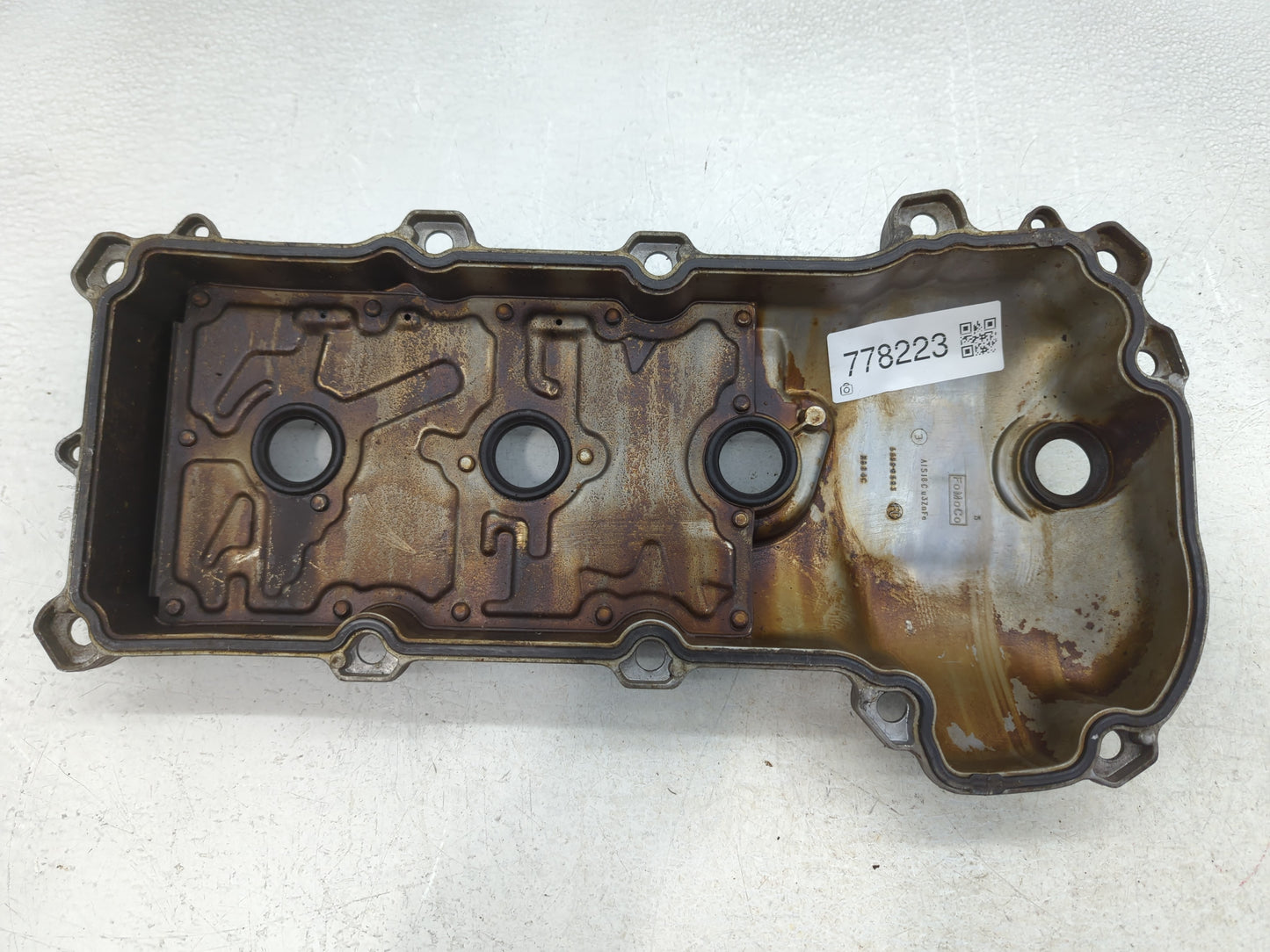 2008 Ford Edge Driver Left Cylinder Head Valve Cover P/N:8G 224 AA Fits OEM Used Auto Parts - Oemusedautoparts1.com