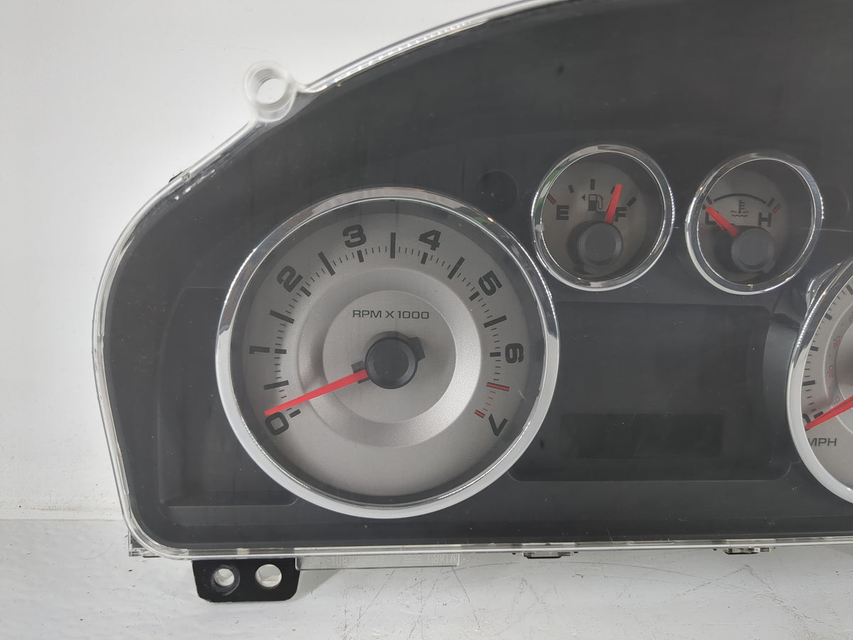 2007-2008 Ford Edge Instrument Cluster Speedometer Gauges P/N:8T4T-10849-EC Miles:188K Fits Fits 2007 2008 OEM Used Auto Par