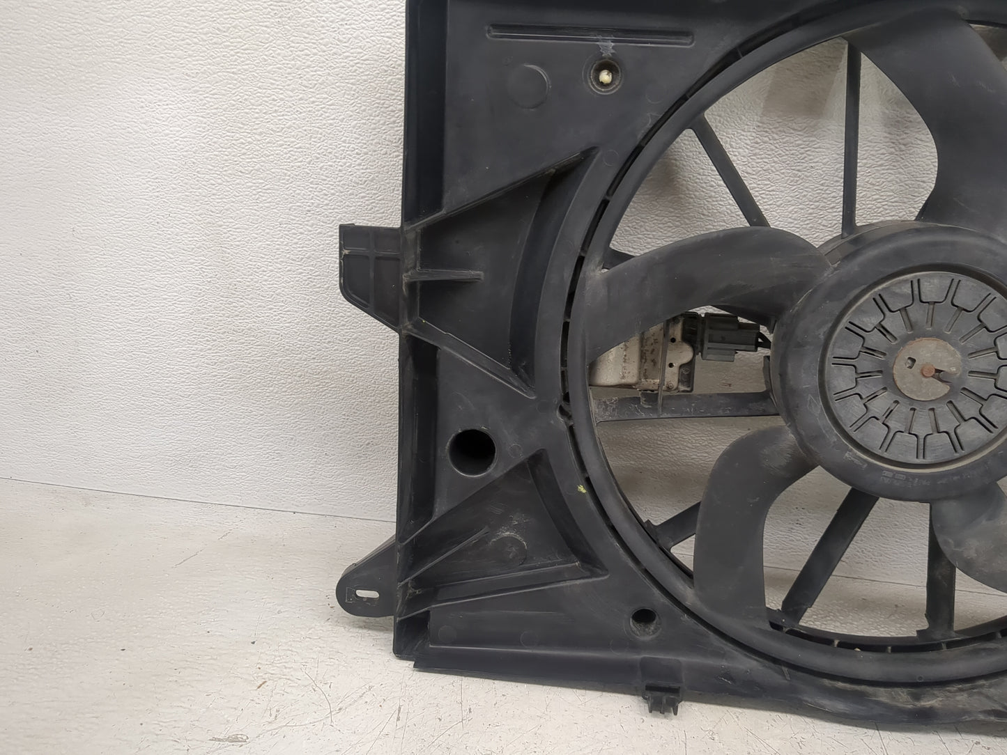 2007-2014 Ford Edge Electric Radiator Cooling Fan Motor Assembly Fits Fits 2007 2008 2009 2010 2011 2012 2013 2014 2015 OEM 