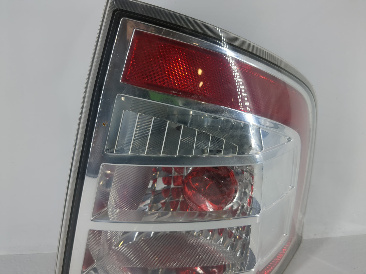 2007 Ford Edge Passenger Right Side Tail Light Taillight Deck Lid Mounted - Oemusedautoparts1.com