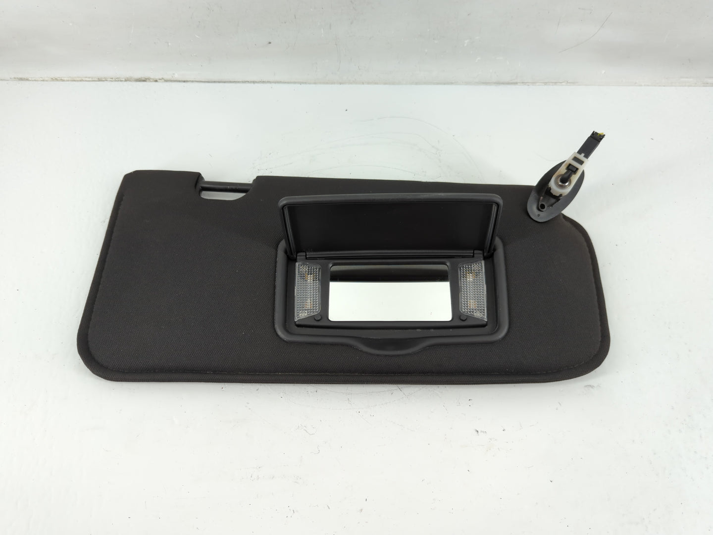 2008-2009 Ford Escape Sun Visor Shade Replacement Passenger Right Mirror Fits Fits 2008 2009 OEM Used Auto Parts - Oemusedau