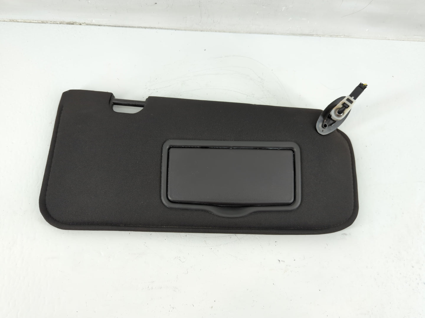 2008-2009 Ford Escape Sun Visor Shade Replacement Passenger Right Mirror Fits Fits 2008 2009 OEM Used Auto Parts - Oemusedau