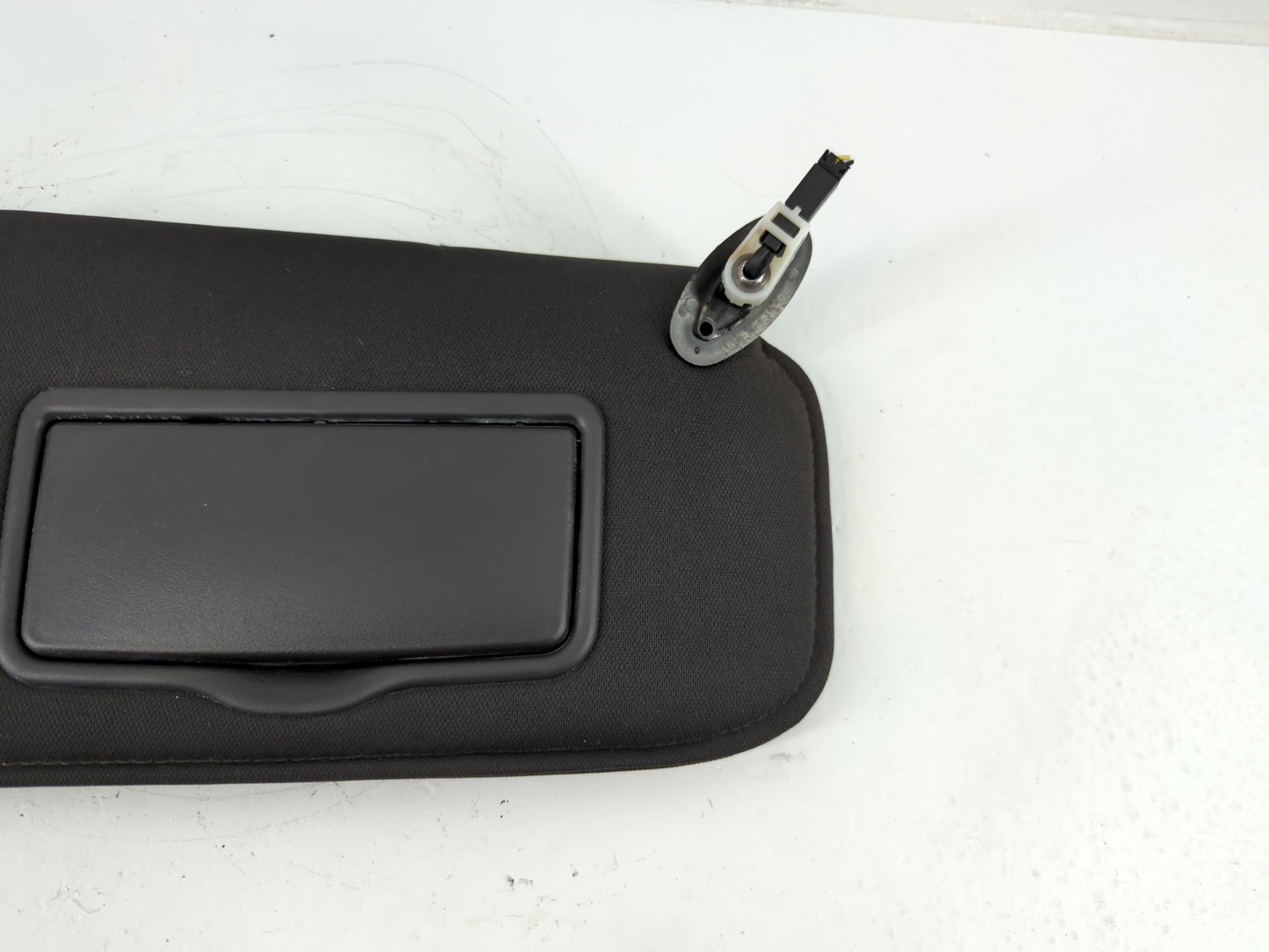 2008-2009 Ford Escape Sun Visor Shade Replacement Passenger Right Mirror Fits Fits 2008 2009 OEM Used Auto Parts - Oemusedau