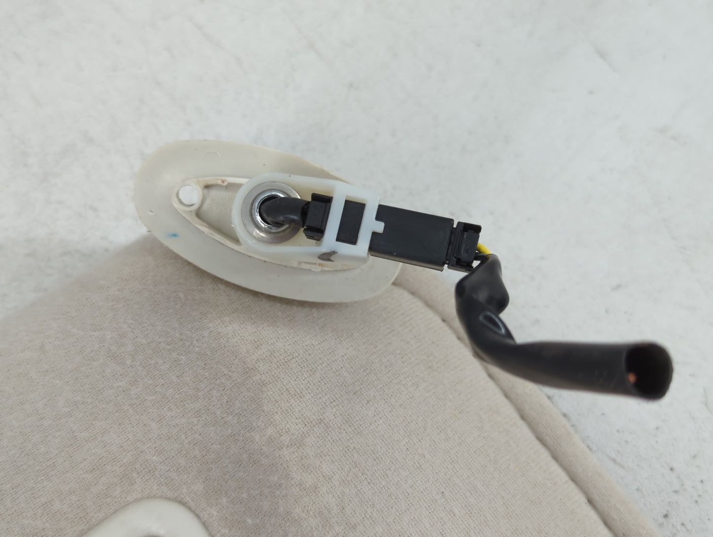 2008-2009 Ford Escape Sun Visor Shade Replacement Passenger Right Mirror Fits Fits 2008 2009 OEM Used Auto Parts - Oemusedau