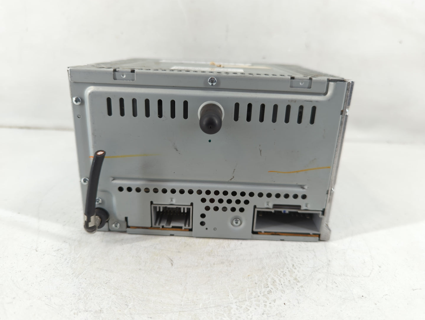 2008 Ford Escape Radio AM FM Cd Player Receiver Replacement P/N:8L8T 18C869 BR Fits OEM Used Auto Parts - Oemusedautoparts1.