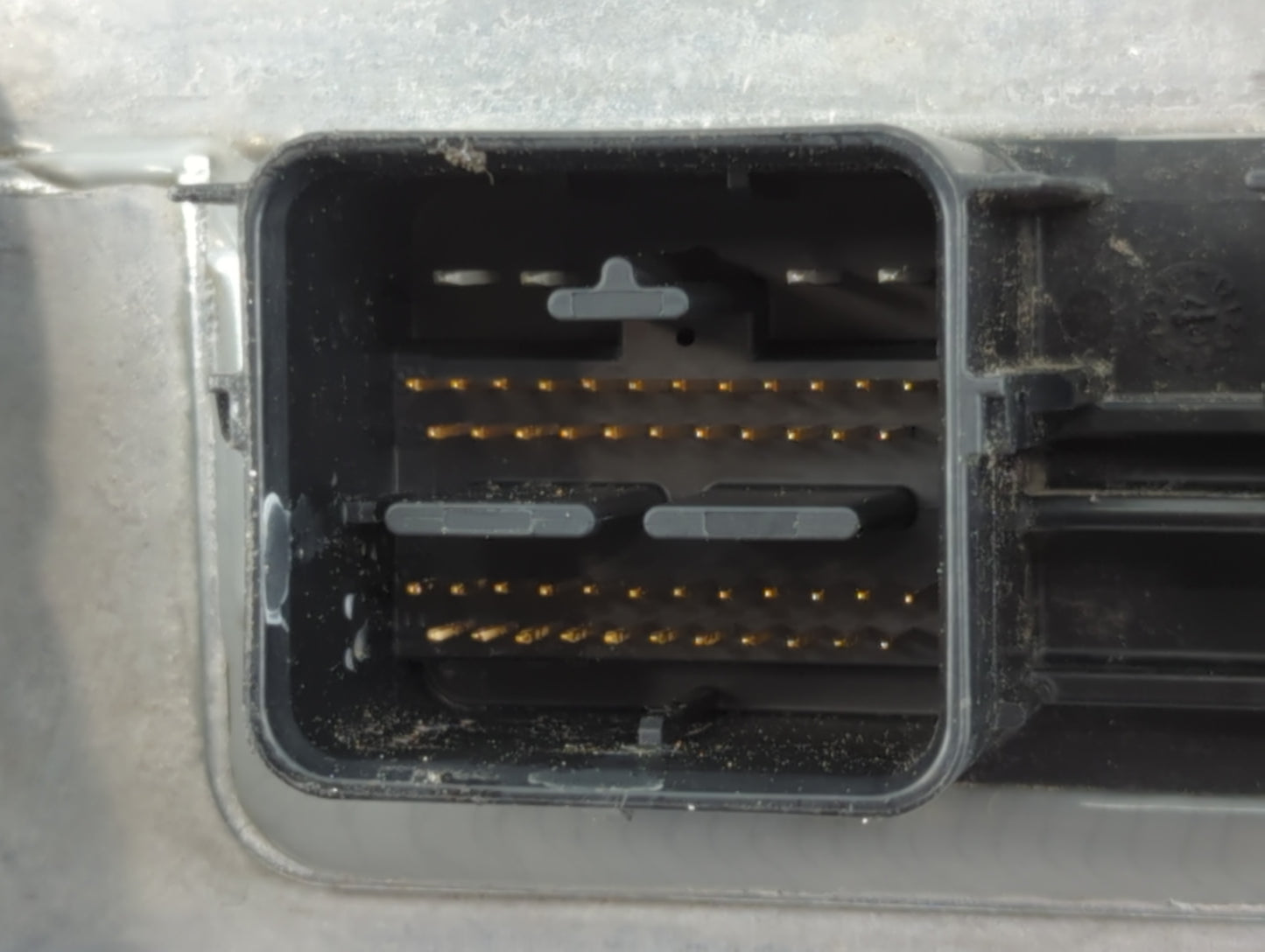 2008 Ford Escape PCM Engine Control Computer ECU ECM PCU OEM P/N:8L8A-12A650-APB Fits Fits 2009 OEM Used Auto Parts - Oemuse