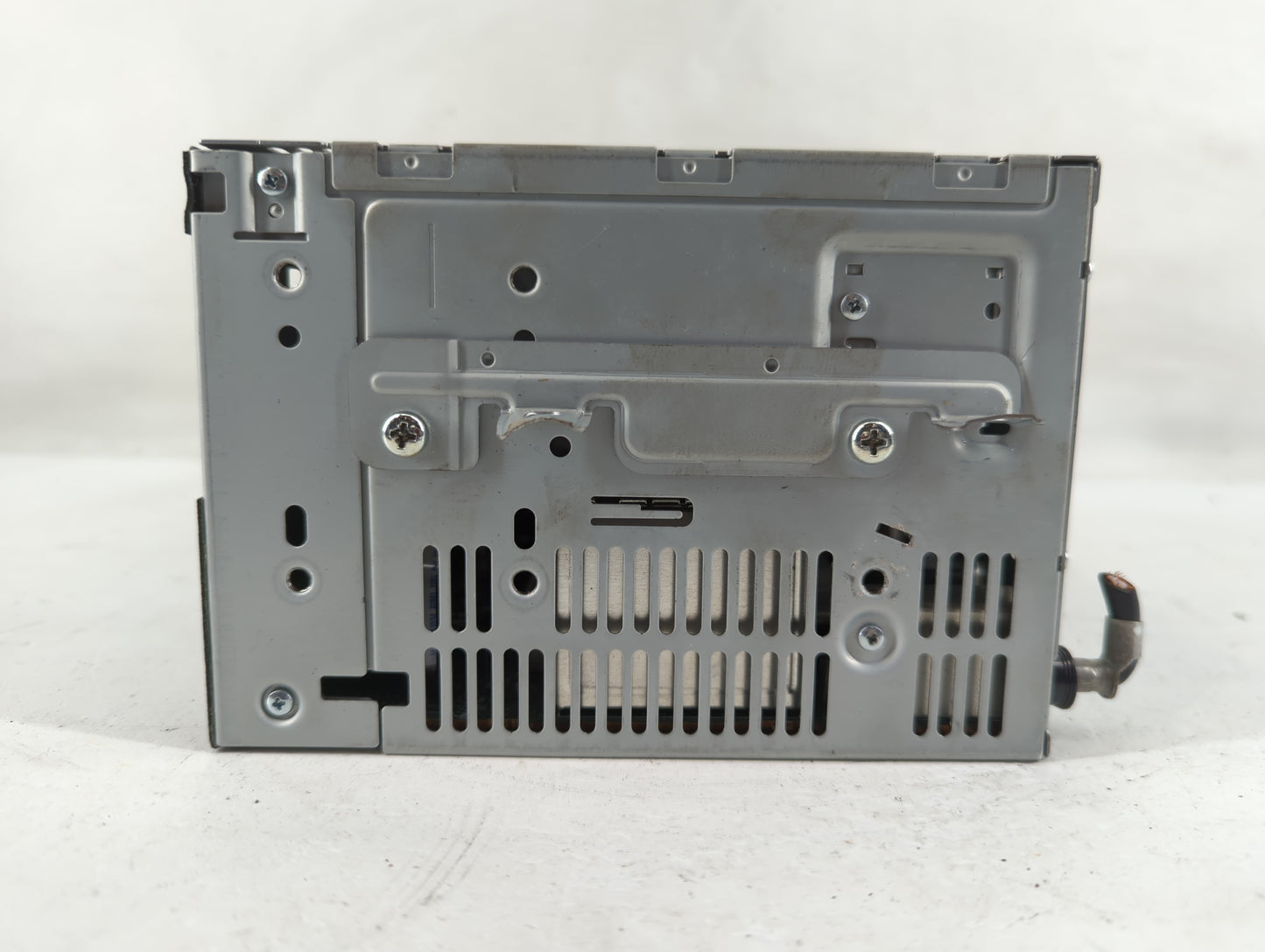 2008-2009 Ford Escape Radio AM FM Cd Player Receiver Replacement P/N:8S4T18C869EM Fits Fits 2008 2009 2010 OEM Used Auto Par
