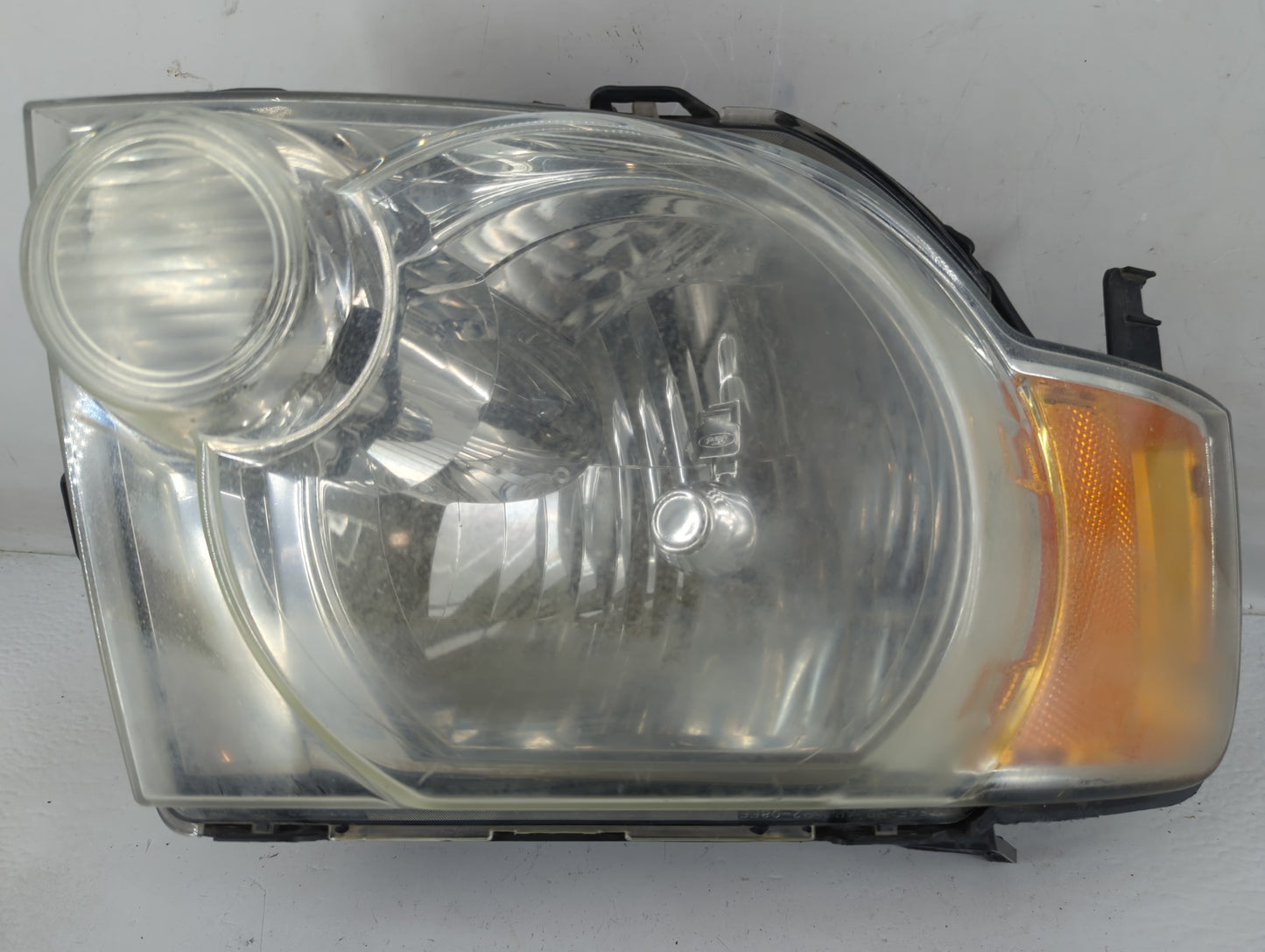 2008 Ford Escape Passenger Right Oem Head Light Headlight Lamp - Oemusedautoparts1.com