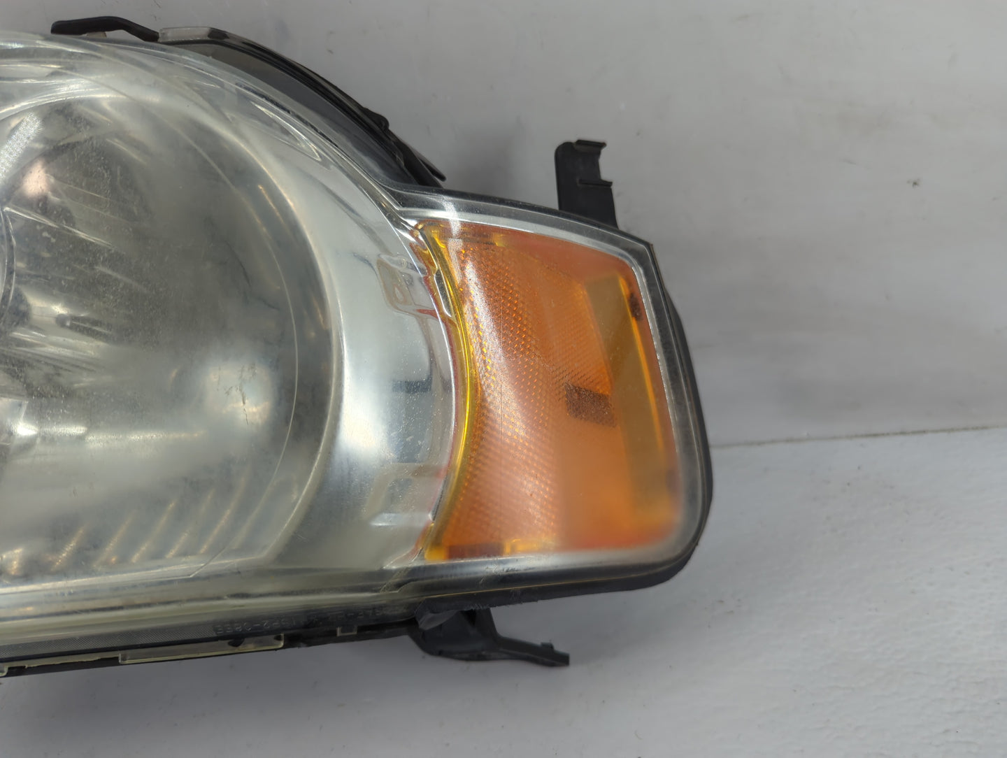 2008 Ford Escape Passenger Right Oem Head Light Headlight Lamp - Oemusedautoparts1.com