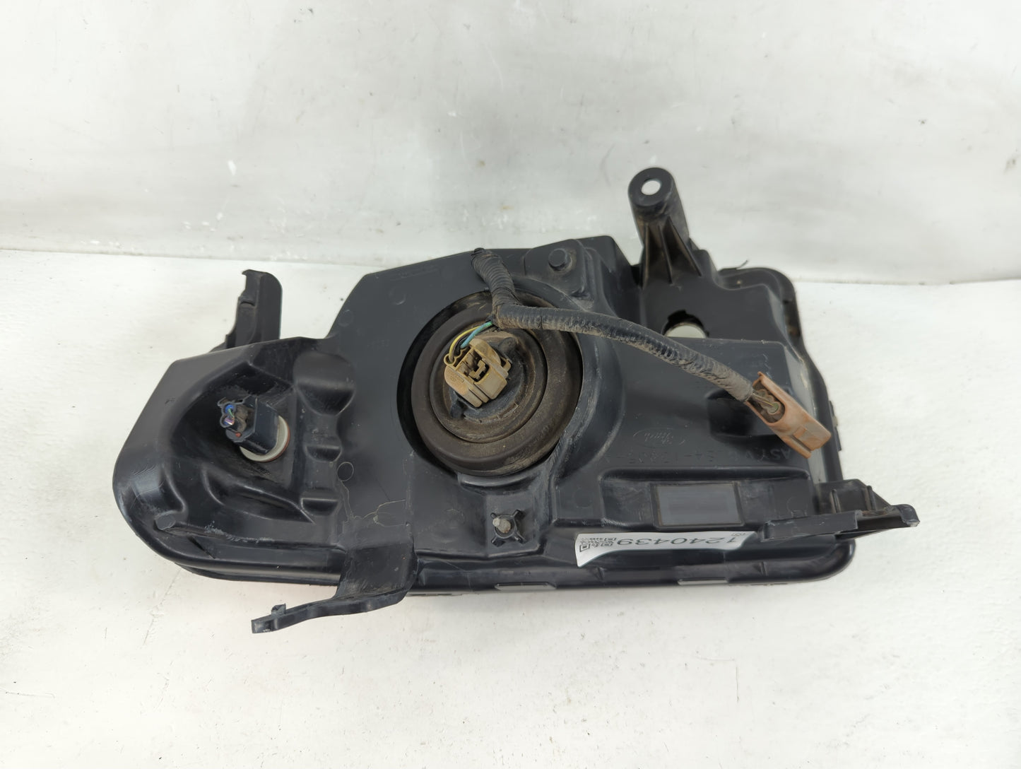 2008 Ford Escape Passenger Right Oem Head Light Headlight Lamp - Oemusedautoparts1.com