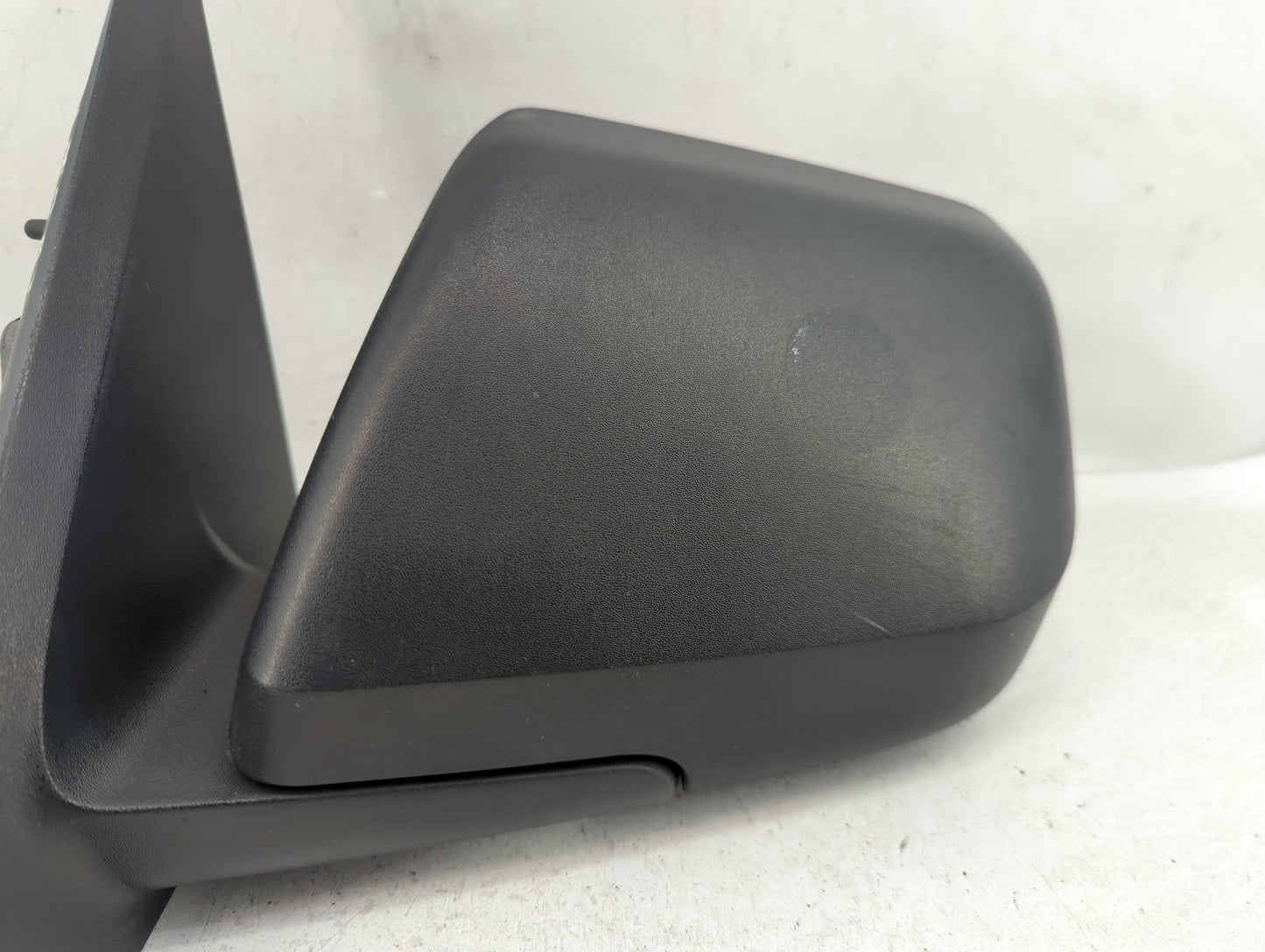 2008-2009 Ford Escape Driver Side View Mirror - Left Door Mirror OEM Used - Oemusedautoparts1.com