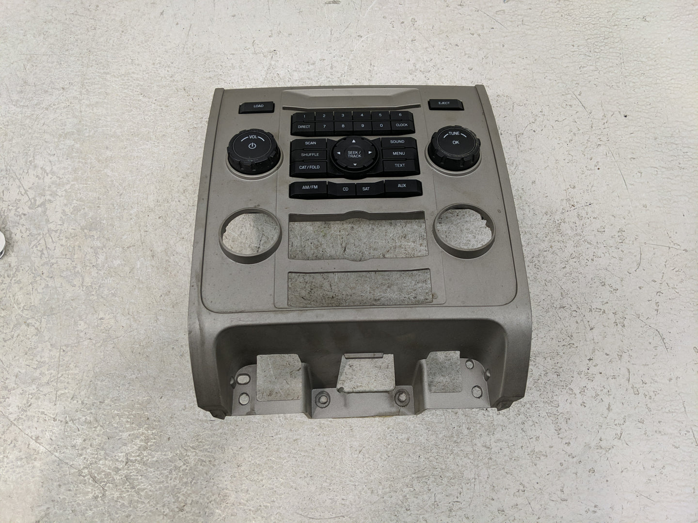 2008-2008 Ford Escape Radio Control Panel - Oemusedautoparts1.com