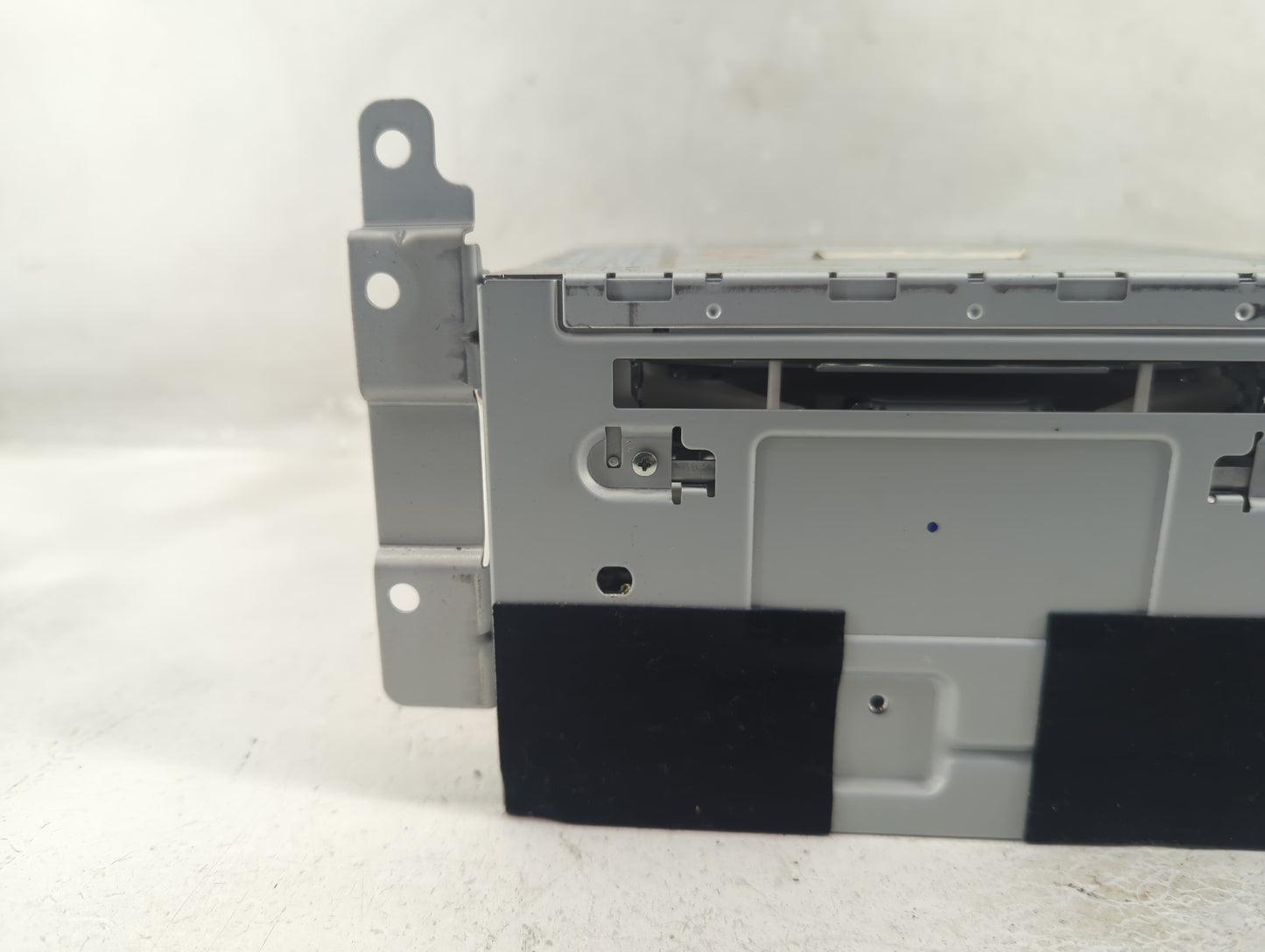 2008 Ford Escape Radio AM FM Cd Player Receiver Replacement P/N:8L8T18C869BR33P2 Fits OEM Used Auto Parts - Oemusedautoparts