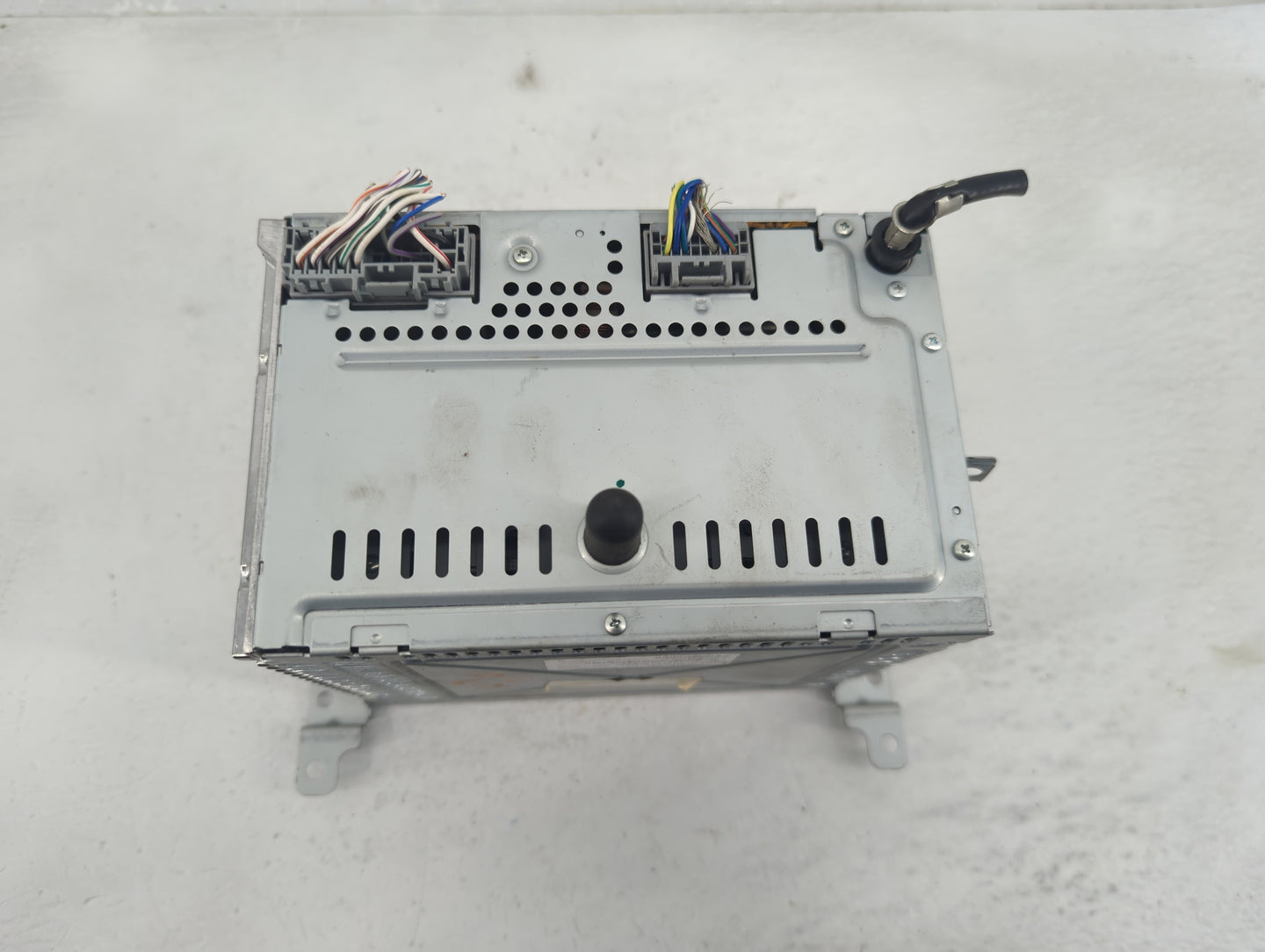2008 Ford Escape Radio AM FM Cd Player Receiver Replacement P/N:8L8T18C869BR33P2 Fits OEM Used Auto Parts - Oemusedautoparts