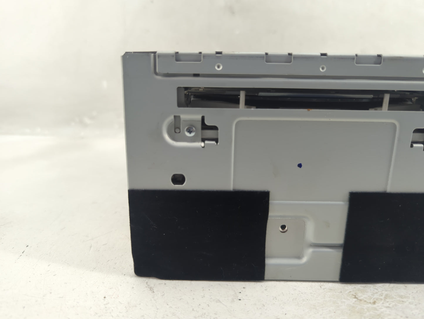 2008 Ford Escape Radio AM FM Cd Player Receiver Replacement P/N:8L8T18C869BM33P2 Fits OEM Used Auto Parts - Oemusedautoparts