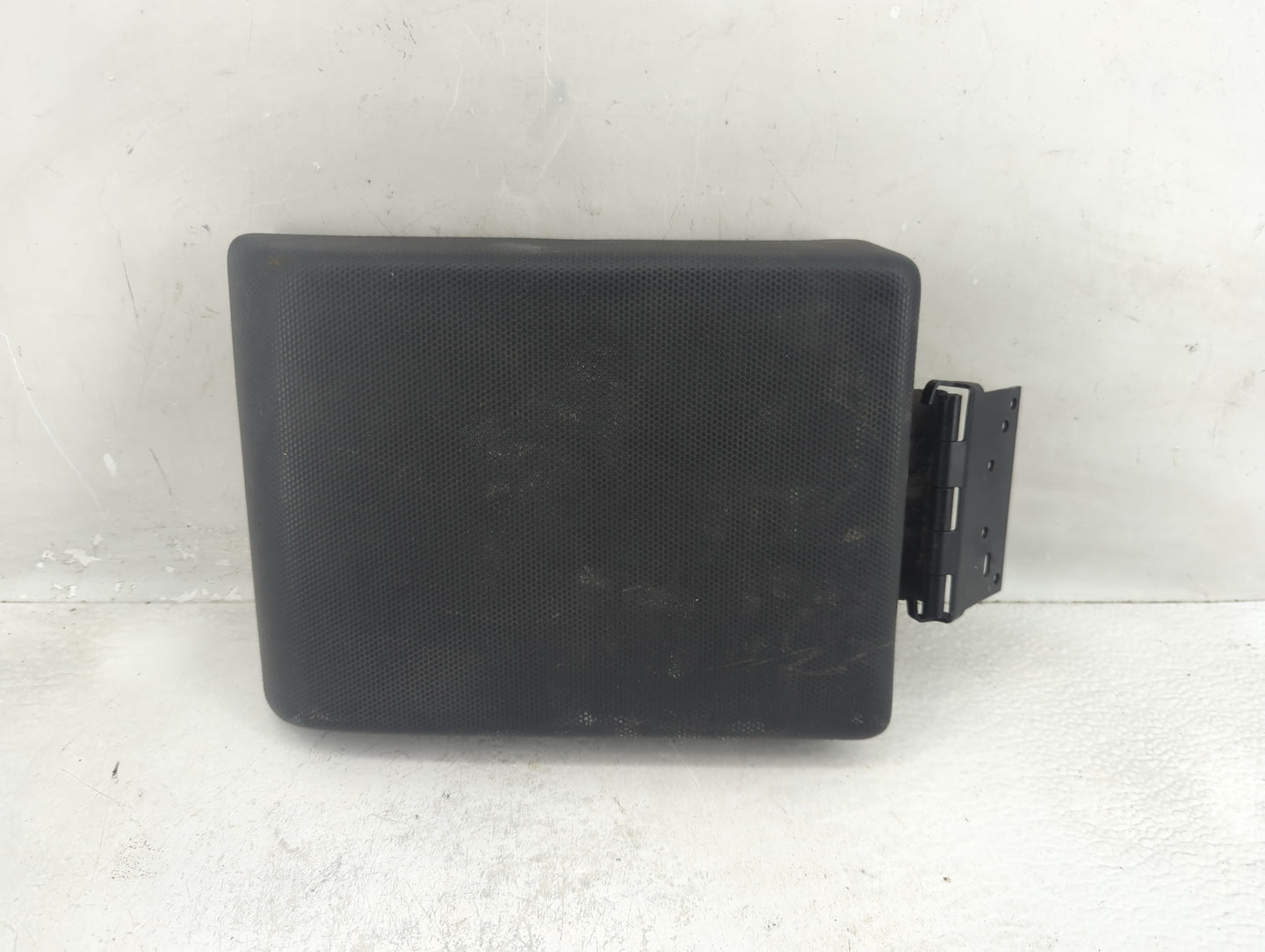2008 Ford Escape Center Console Armrest Cover Lid Fits Fits 2014 2015 2016 2017 2018 OEM Used Auto Parts - Oemusedautoparts1