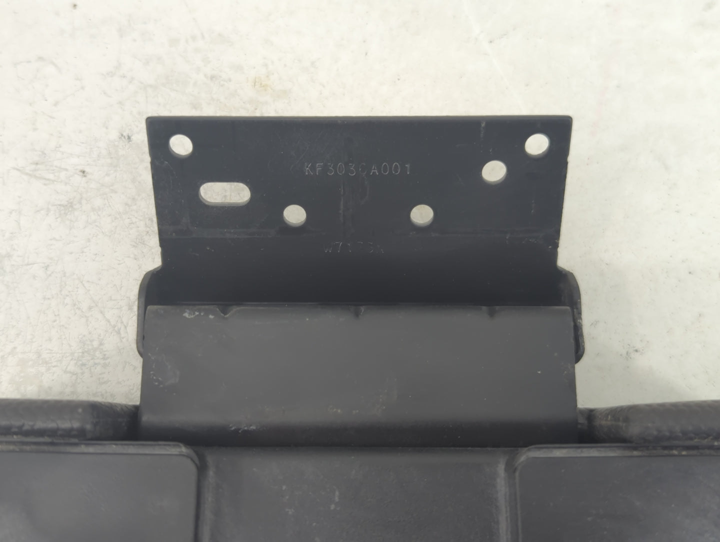 2008 Ford Escape Center Console Armrest Cover Lid Fits Fits 2014 2015 2016 2017 2018 OEM Used Auto Parts - Oemusedautoparts1