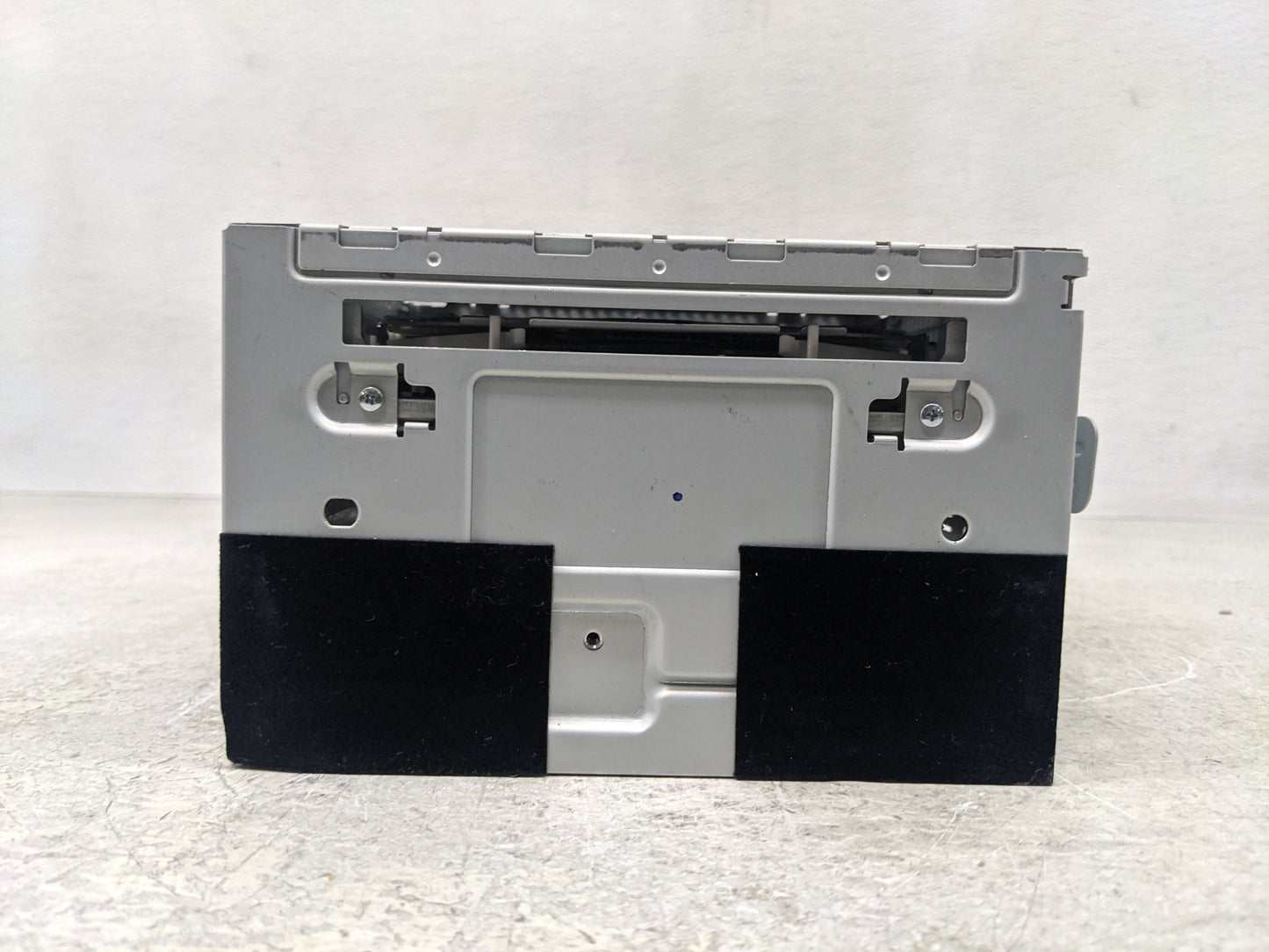 2008 Ford Escape Radio AM FM Cd Player Receiver Replacement P/N:8L8T-19C107-AM Fits OEM Used Auto Parts - Oemusedautoparts1.