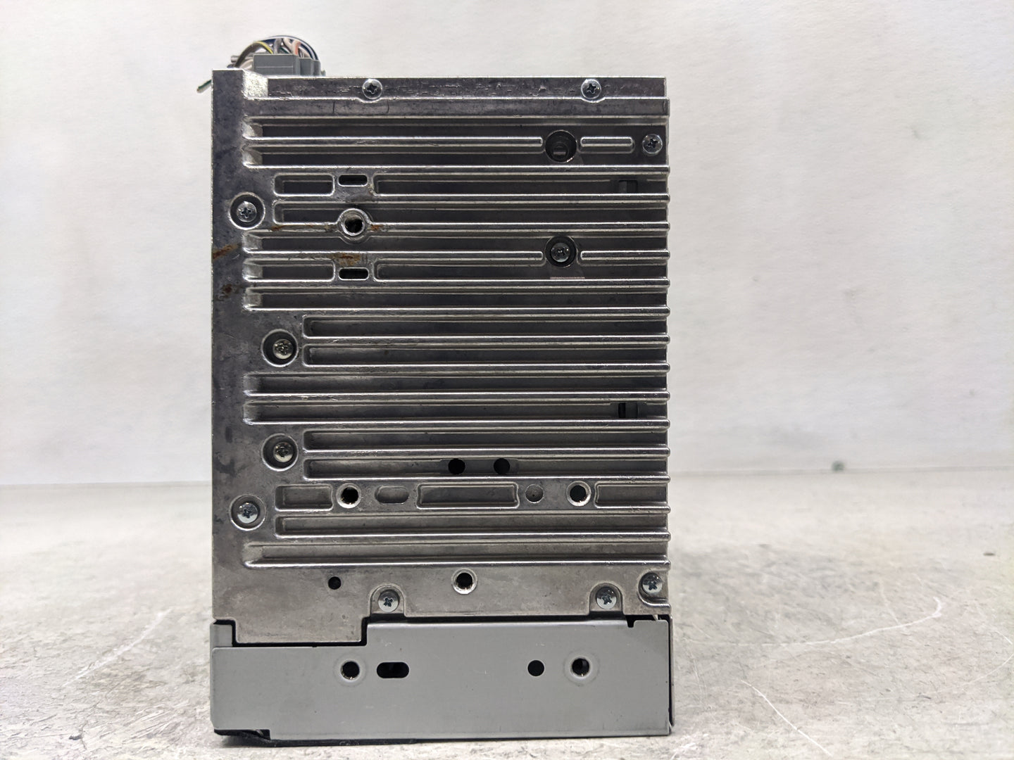 2008 Ford Escape Radio AM FM Cd Player Receiver Replacement P/N:8L8T-19C107-AM Fits OEM Used Auto Parts - Oemusedautoparts1.