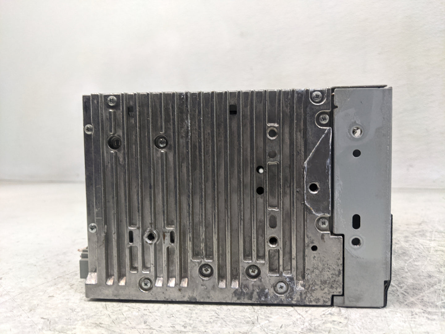2008 Ford Escape Radio AM FM Cd Player Receiver Replacement P/N:8L8T-19C107-AK Fits Fits 2009 OEM Used Auto Parts - Oemuseda