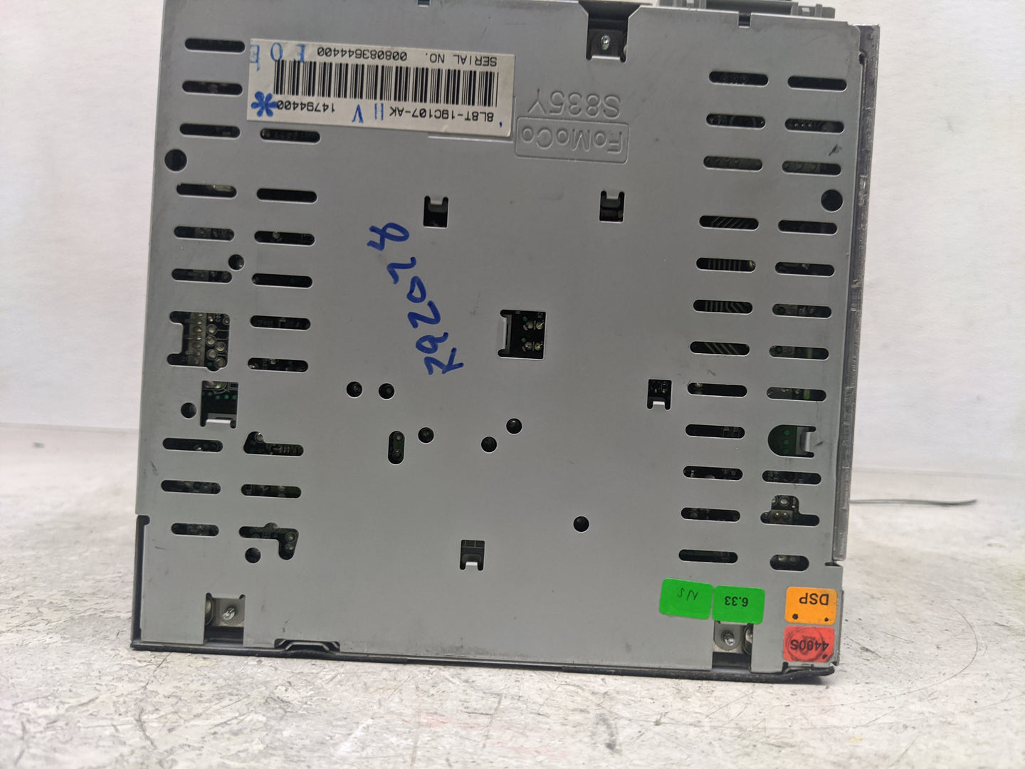 2008 Ford Escape Radio AM FM Cd Player Receiver Replacement P/N:8L8T18C869 Fits OEM Used Auto Parts - Oemusedautoparts1.com