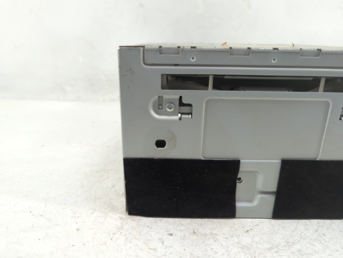 2008 Ford Escape Radio AM FM Cd Player Receiver Replacement P/N:8L8T18C869AM Fits Fits 2009 OEM Used Auto Parts - Oemusedaut