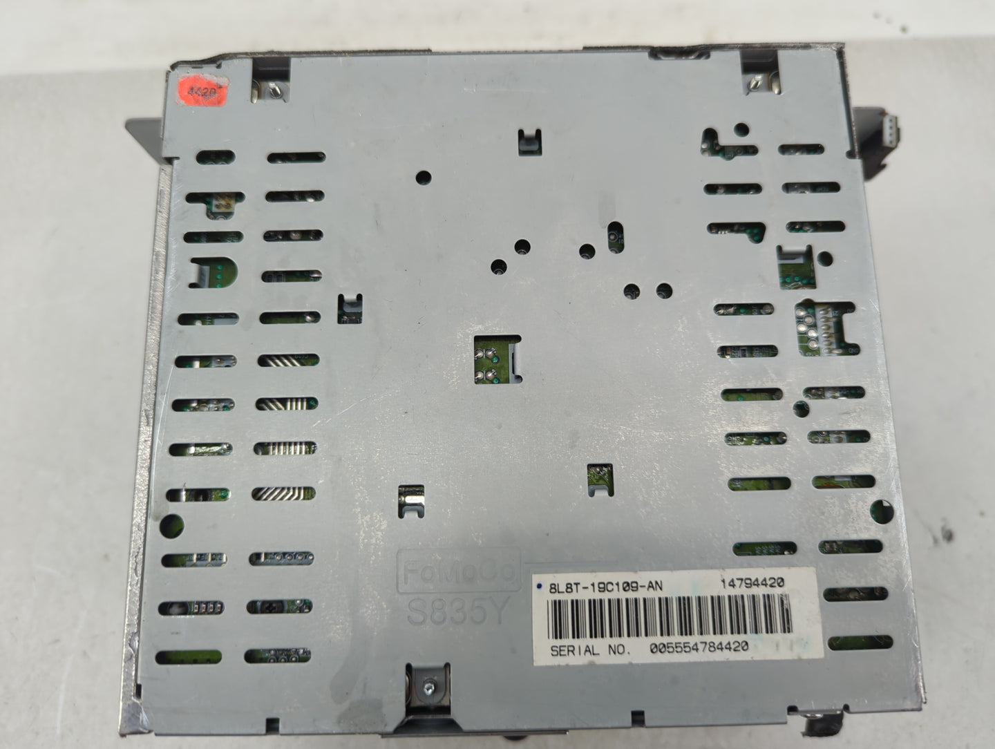 2008 Ford Escape Radio AM FM Cd Player Receiver Replacement P/N:8L8T-19C109-AN Fits OEM Used Auto Parts - Oemusedautoparts1.