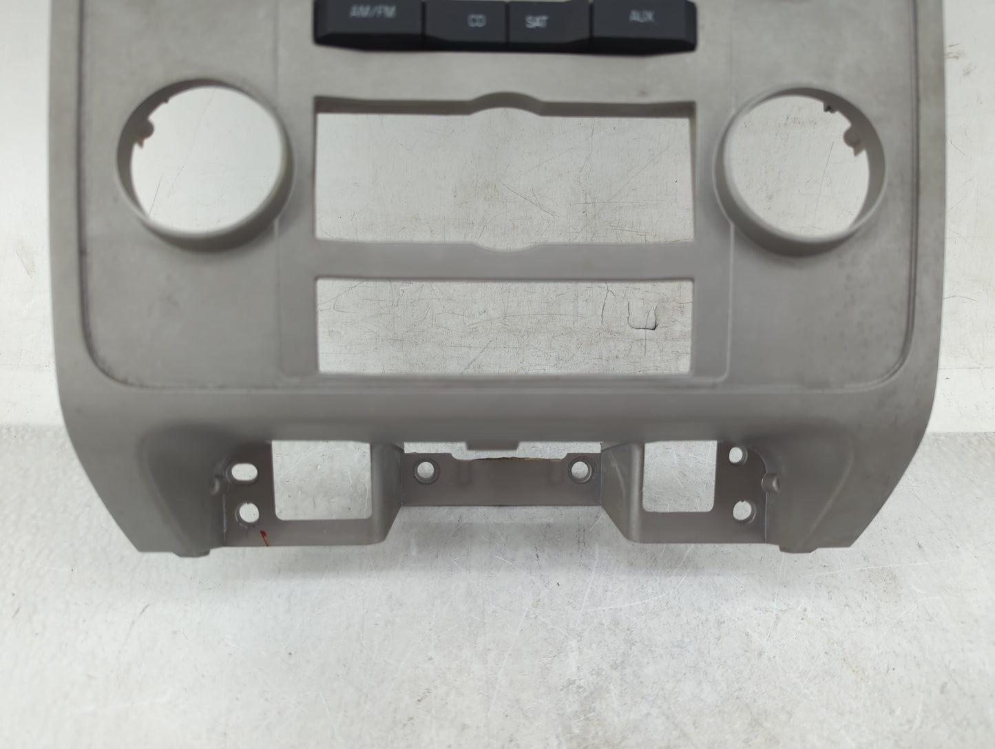 2008 Ford Escape Radio AM FM Cd Player Receiver Replacement P/N:8L8T-18A802-AKW 8L8T-18A803-AKW Fits OEM Used Auto Parts - O