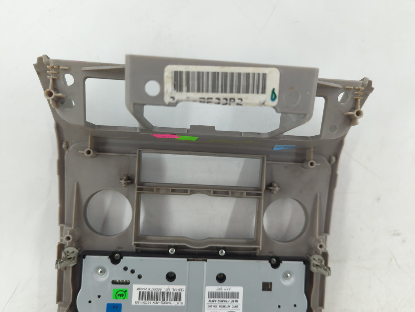 2008 Ford Escape Radio AM FM Cd Player Receiver Replacement P/N:8L8T-18A802-AKW 8L8T-18A803-AKW Fits OEM Used Auto Parts - O