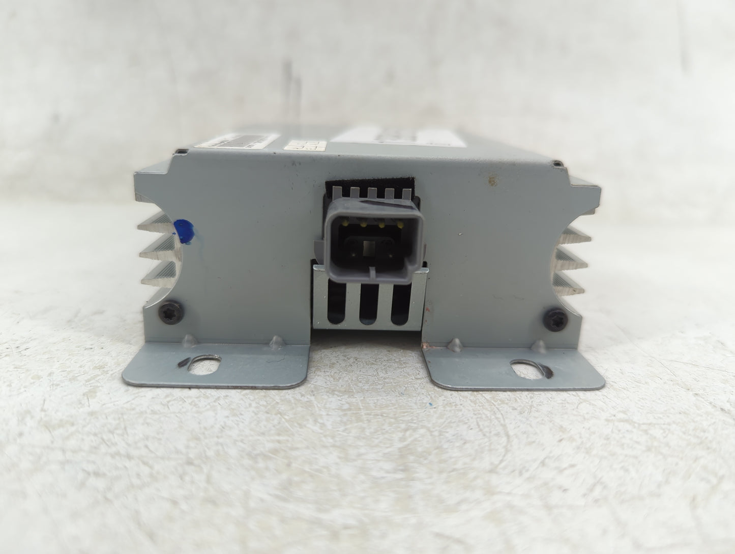 2008-2009 Ford Escape Radio AM FM Cd Player Receiver Replacement P/N:7L2T-18C808-AA Fits Fits 2005 2006 2007 2008 2009 OEM U