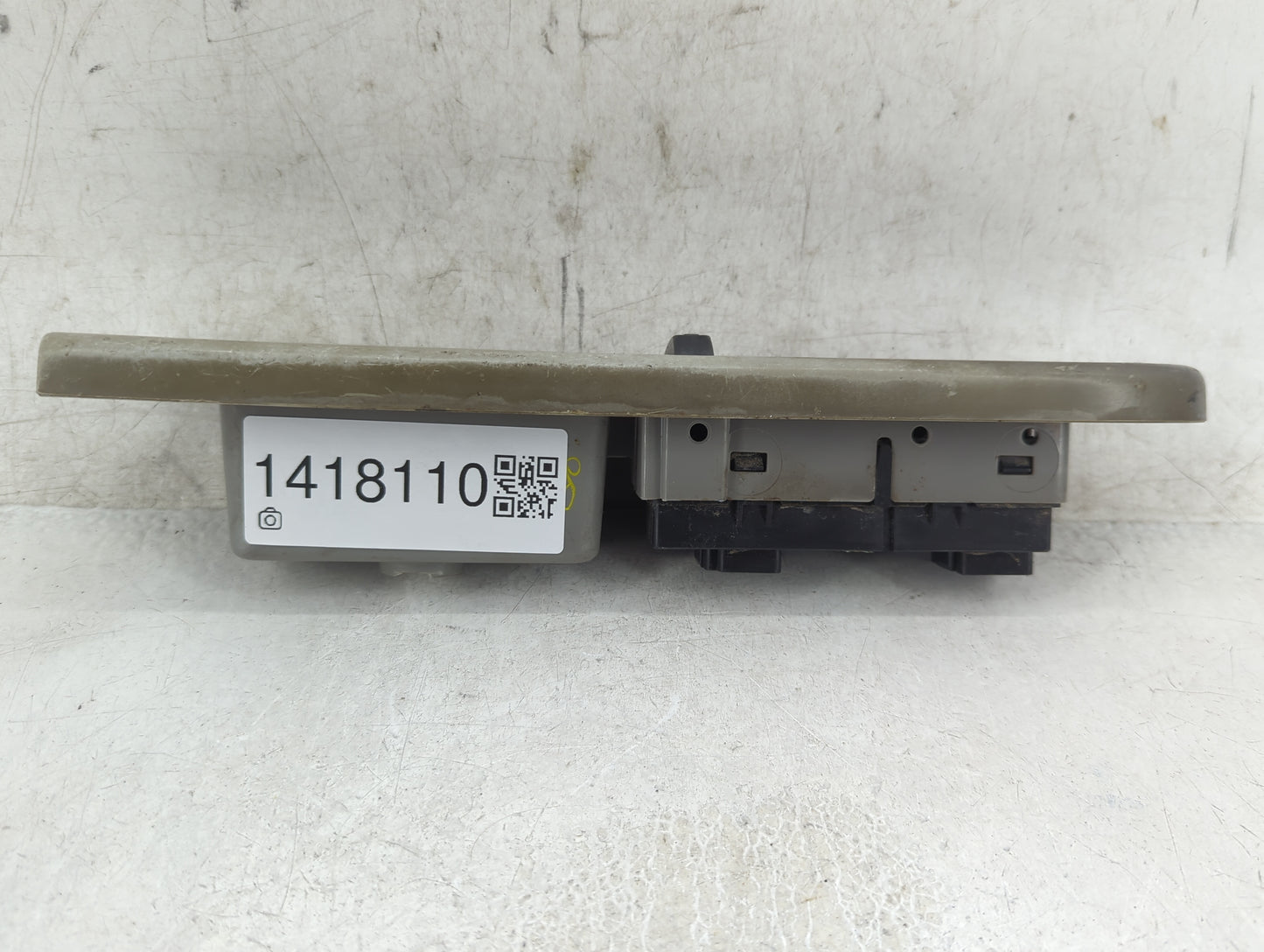 2008-2012 Ford Escape Master Power Window Switch Replacement Driver Side Left P/N:8L8T-14540-ACW Fits OEM Used Auto Parts - 