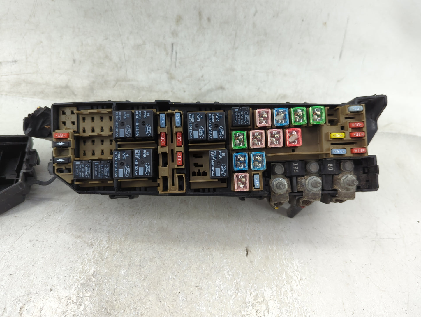 2008 Ford Escape Fusebox Fuse Box Panel Relay Module P/N:8L8T-14A003-BB Fits OEM Used Auto Parts - Oemusedautoparts1.com