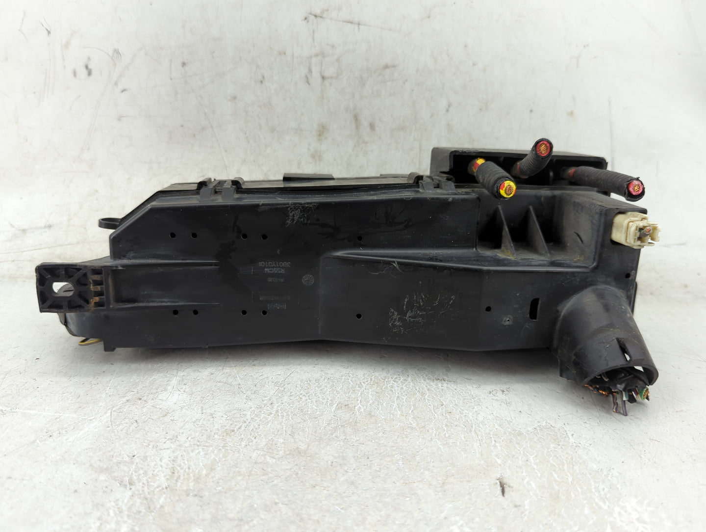 2008 Ford Escape Fusebox Fuse Box Panel Relay Module P/N:8L8T-14A003-BB Fits OEM Used Auto Parts - Oemusedautoparts1.com