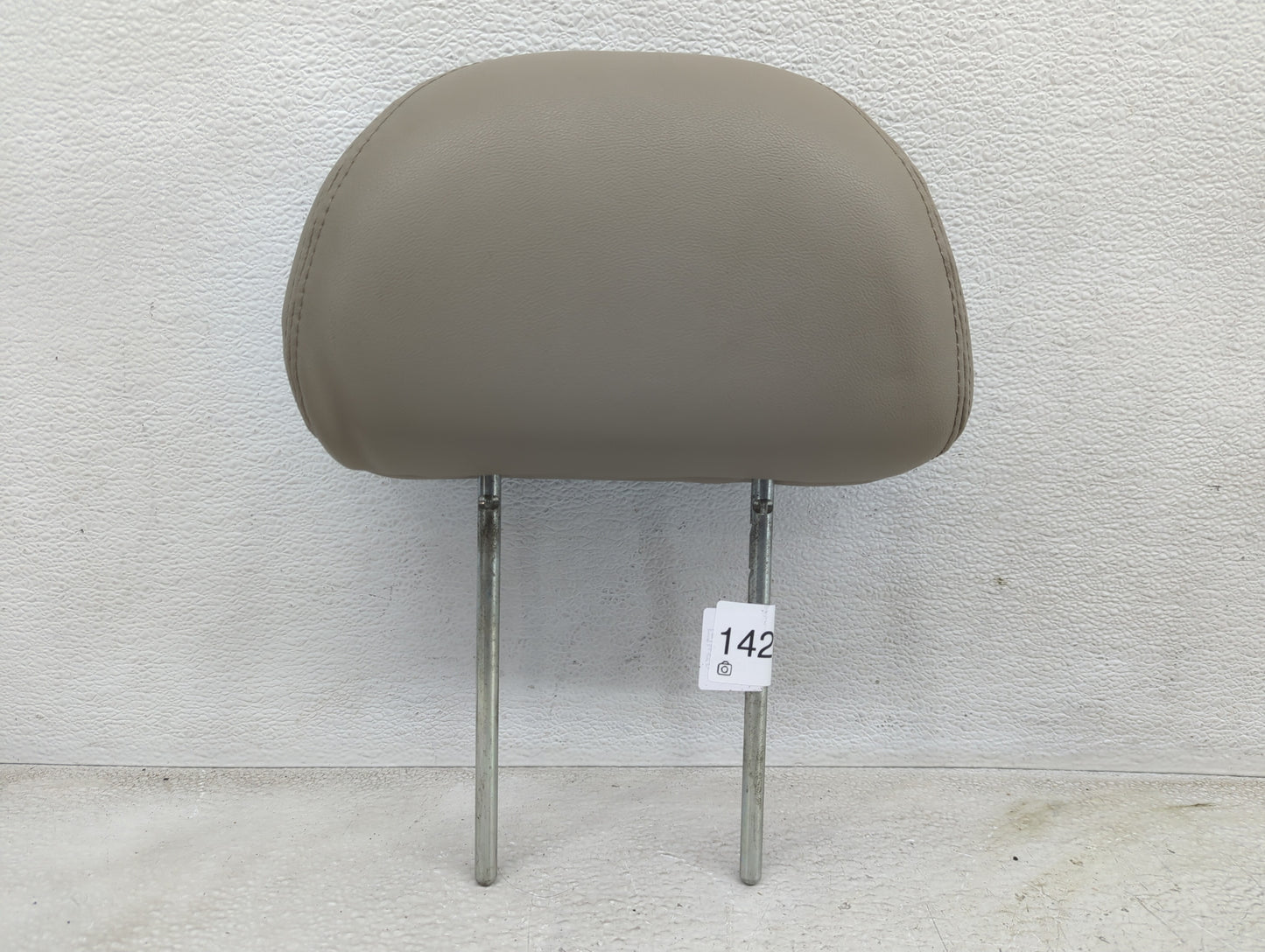 2008 Ford Escape Headrest Head Rest Front Driver Passenger Seat Fits OEM Used Auto Parts - Oemusedautoparts1.com