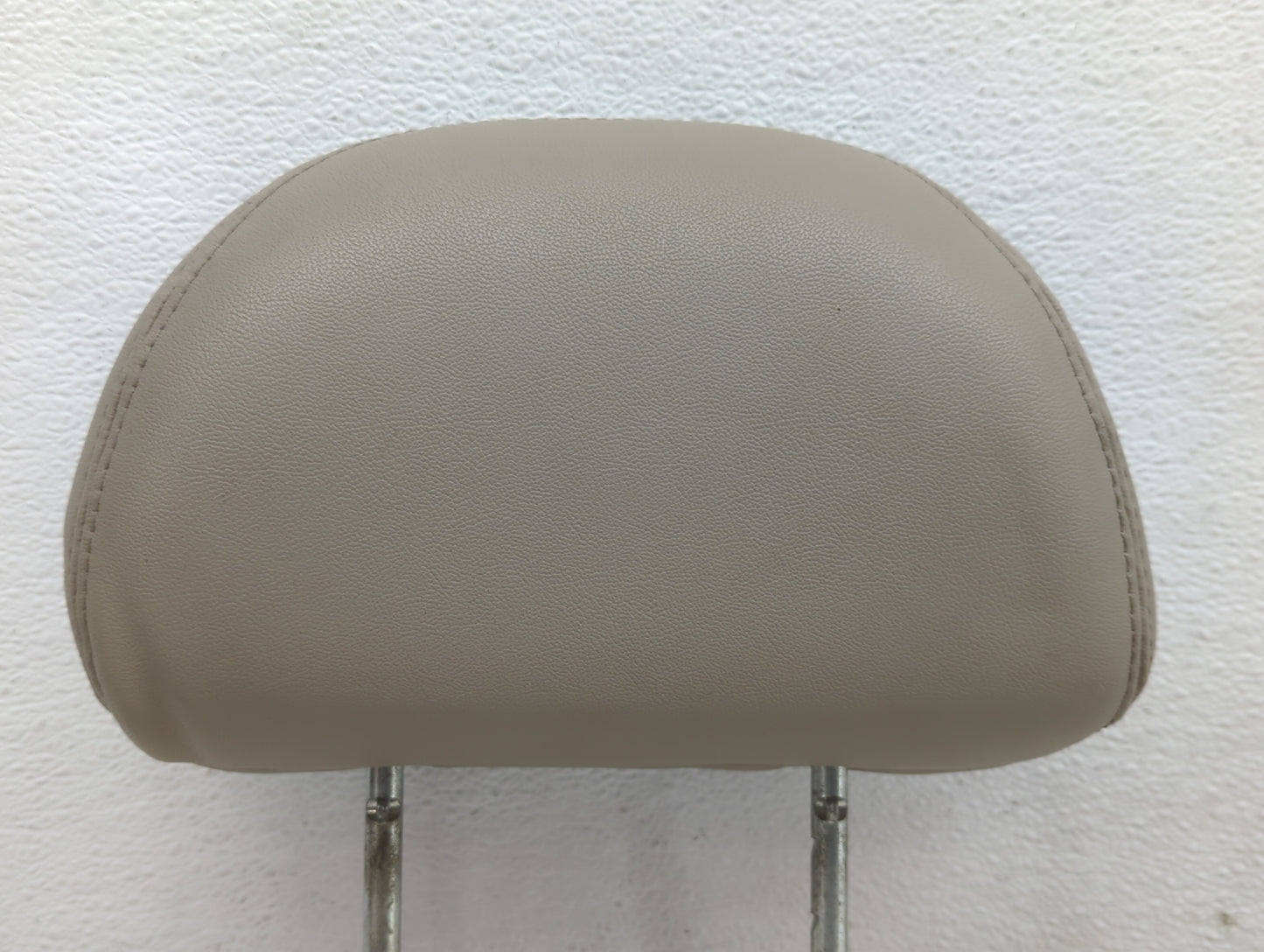 2008 Ford Escape Headrest Head Rest Front Driver Passenger Seat Fits OEM Used Auto Parts - Oemusedautoparts1.com