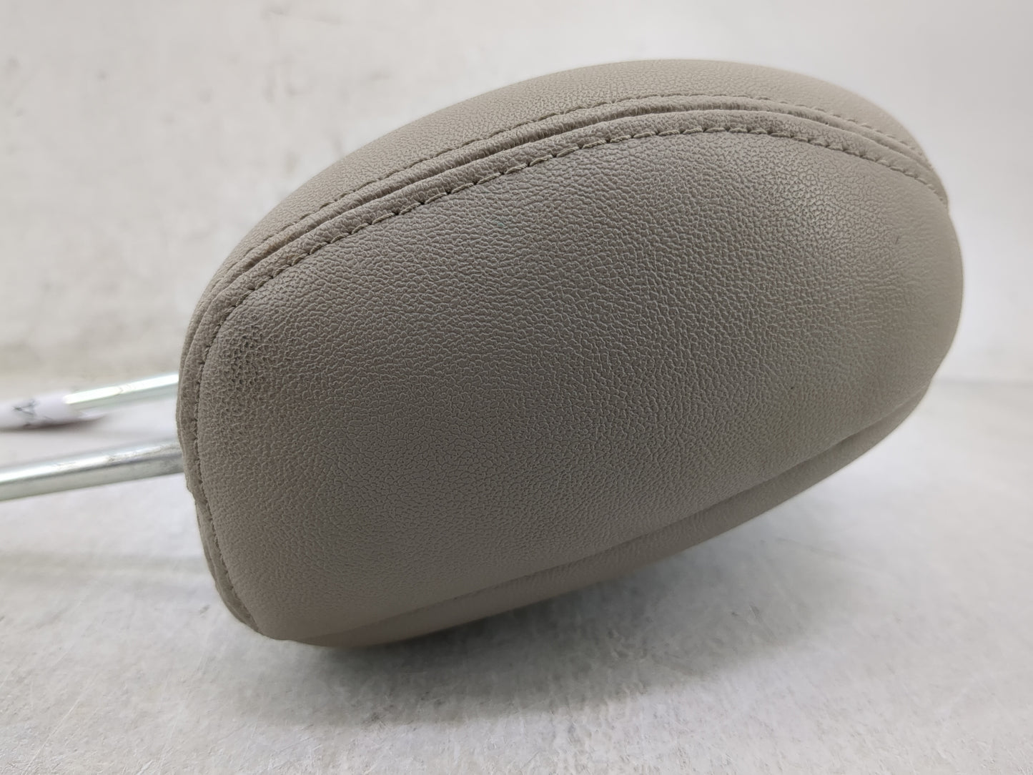 2008 Ford Escape Headrest Head Rest Front Driver Passenger Seat Fits OEM Used Auto Parts - Oemusedautoparts1.com