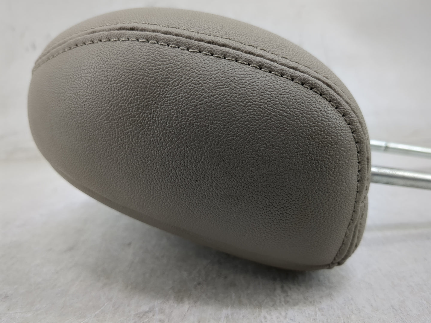 2008 Ford Escape Headrest Head Rest Front Driver Passenger Seat Fits OEM Used Auto Parts - Oemusedautoparts1.com