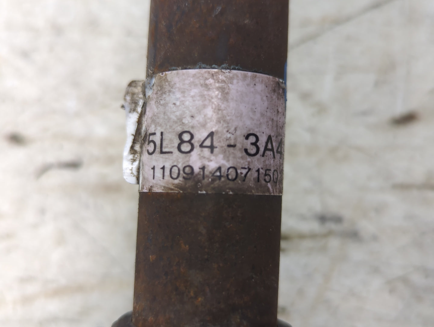 2001-2008 Ford Escape Axle Shaft Front Driver Cv C/v - Oemusedautoparts1.com