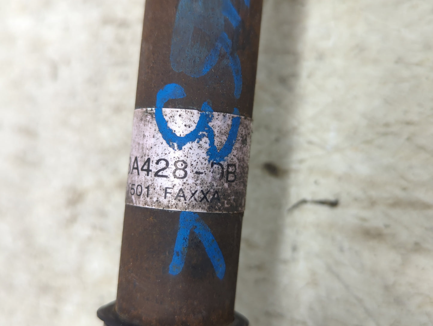 2001-2008 Ford Escape Axle Shaft Front Driver Cv C/v - Oemusedautoparts1.com