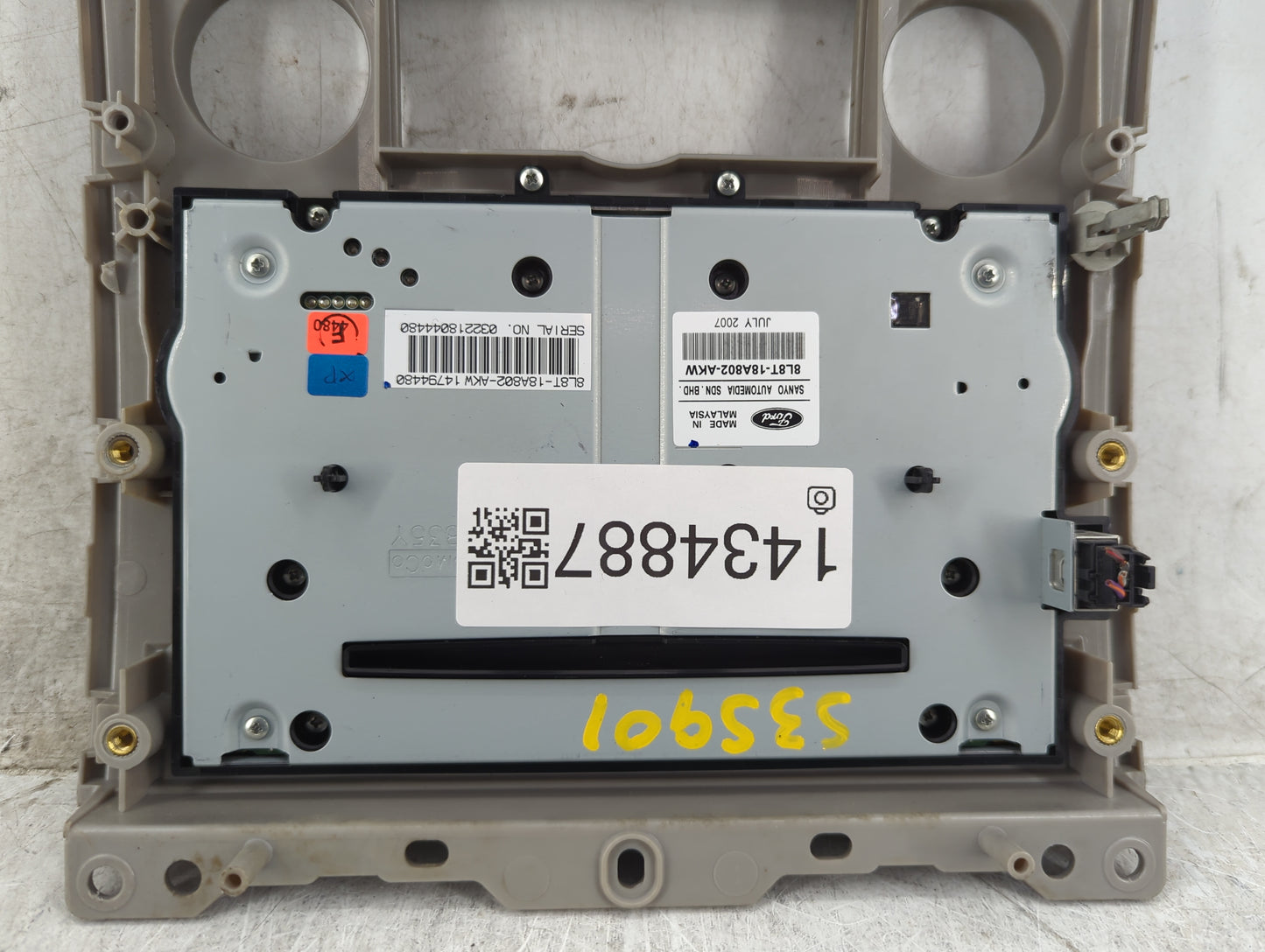 2008 Ford Escape Radio AM FM Cd Player Receiver Replacement P/N:8L8T-18A802-A BL8T-18A802-AKW Fits OEM Used Auto Parts - Oem