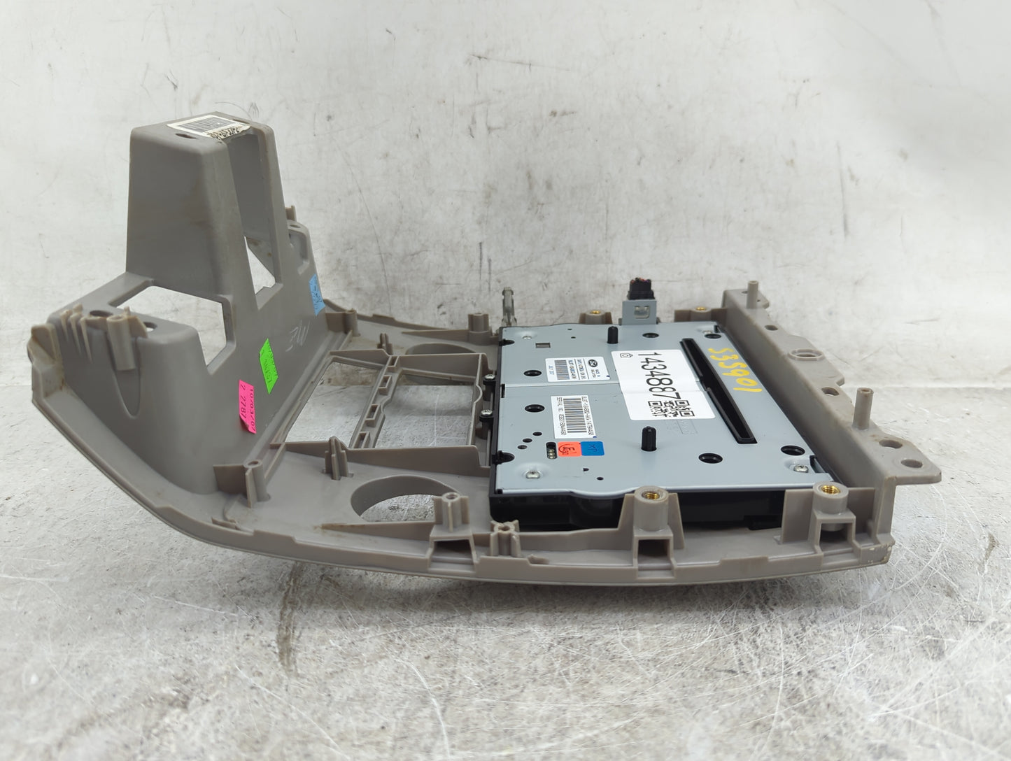 2008 Ford Escape Radio AM FM Cd Player Receiver Replacement P/N:8L8T-18A802-A BL8T-18A802-AKW Fits OEM Used Auto Parts - Oem