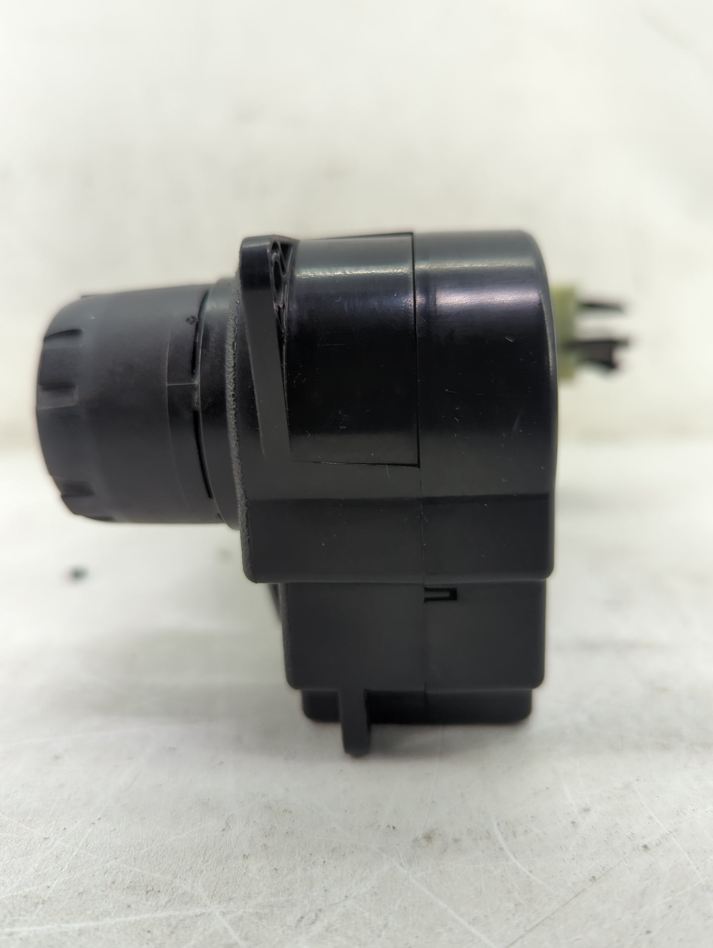 2008 Ford Escape Climate Control Module Temperature AC/Heater Replacement P/N:8L84-19980-AL Fits OEM Used Auto Parts - Oemus