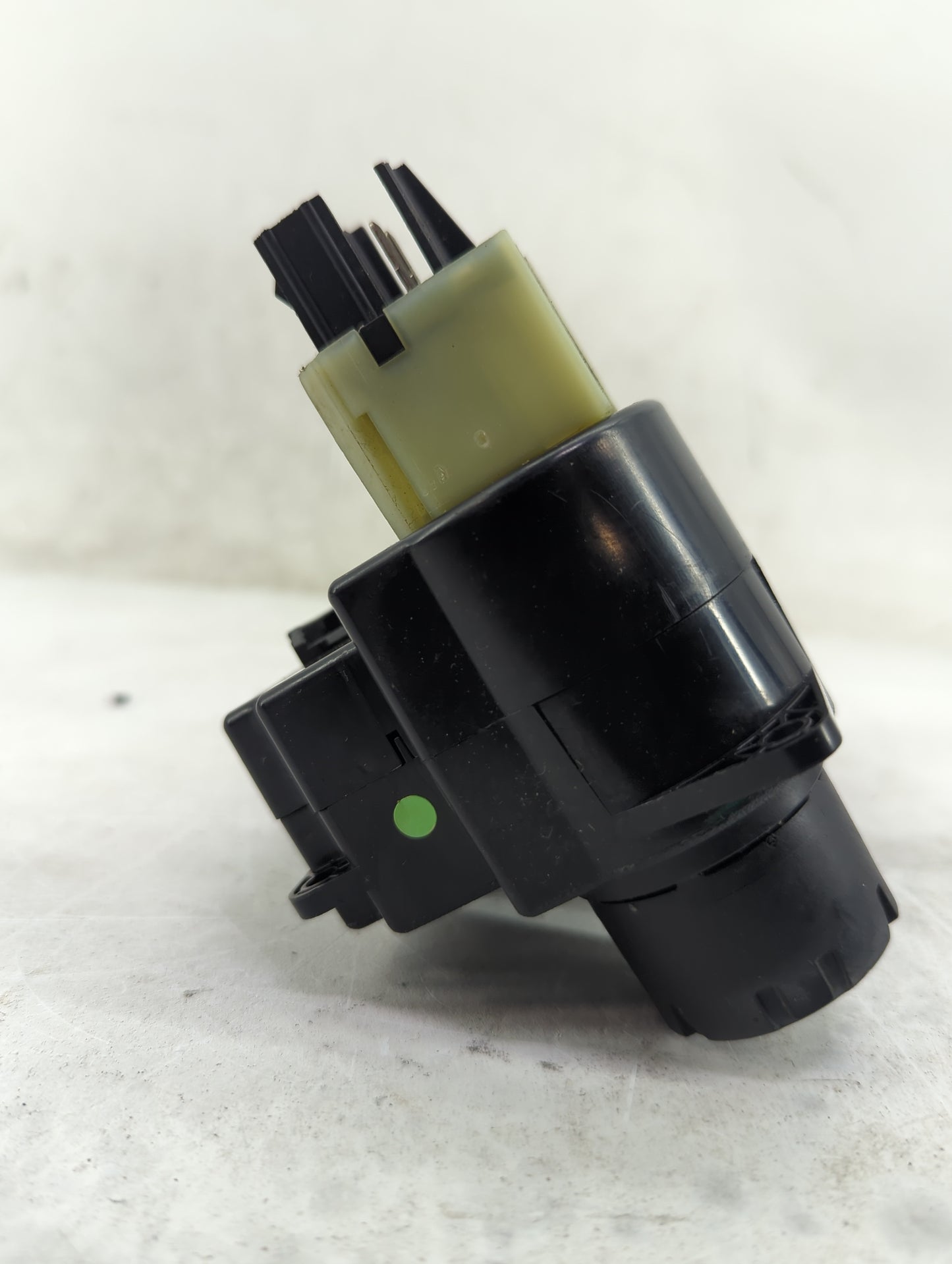 2008 Ford Escape Climate Control Module Temperature AC/Heater Replacement P/N:8L84-19980-AL Fits OEM Used Auto Parts - Oemus