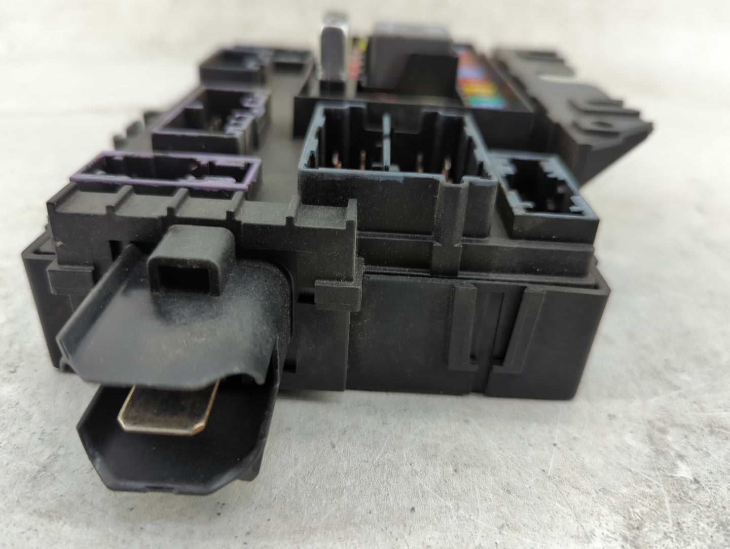 2008-2009 Ford Escape Multifunction Control Module 1447558 - Oemusedautoparts1.com