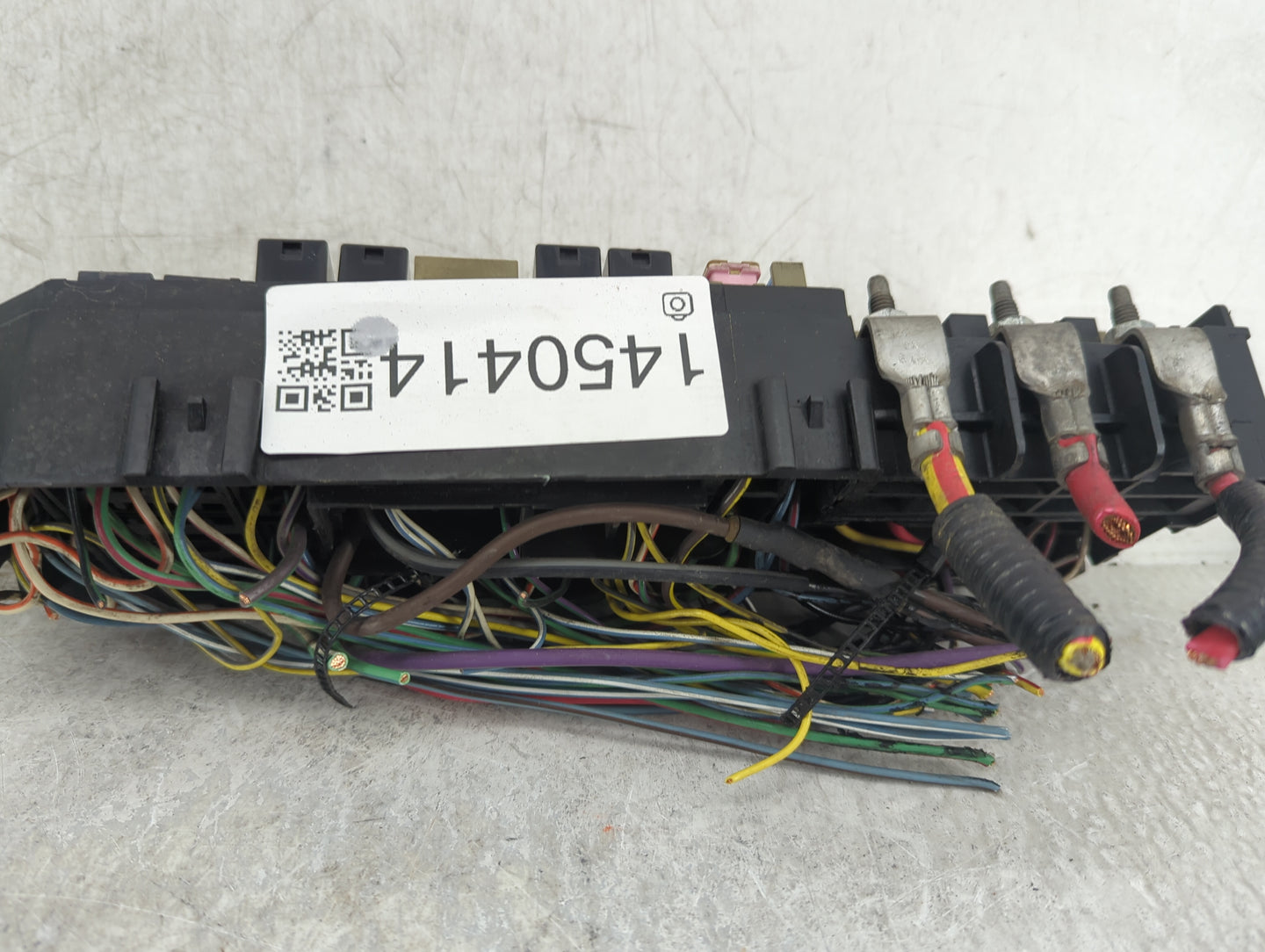 2008 Ford Escape Fusebox Fuse Box Panel Relay Module P/N:8L8T-14A003-AE Fits OEM Used Auto Parts - Oemusedautoparts1.com