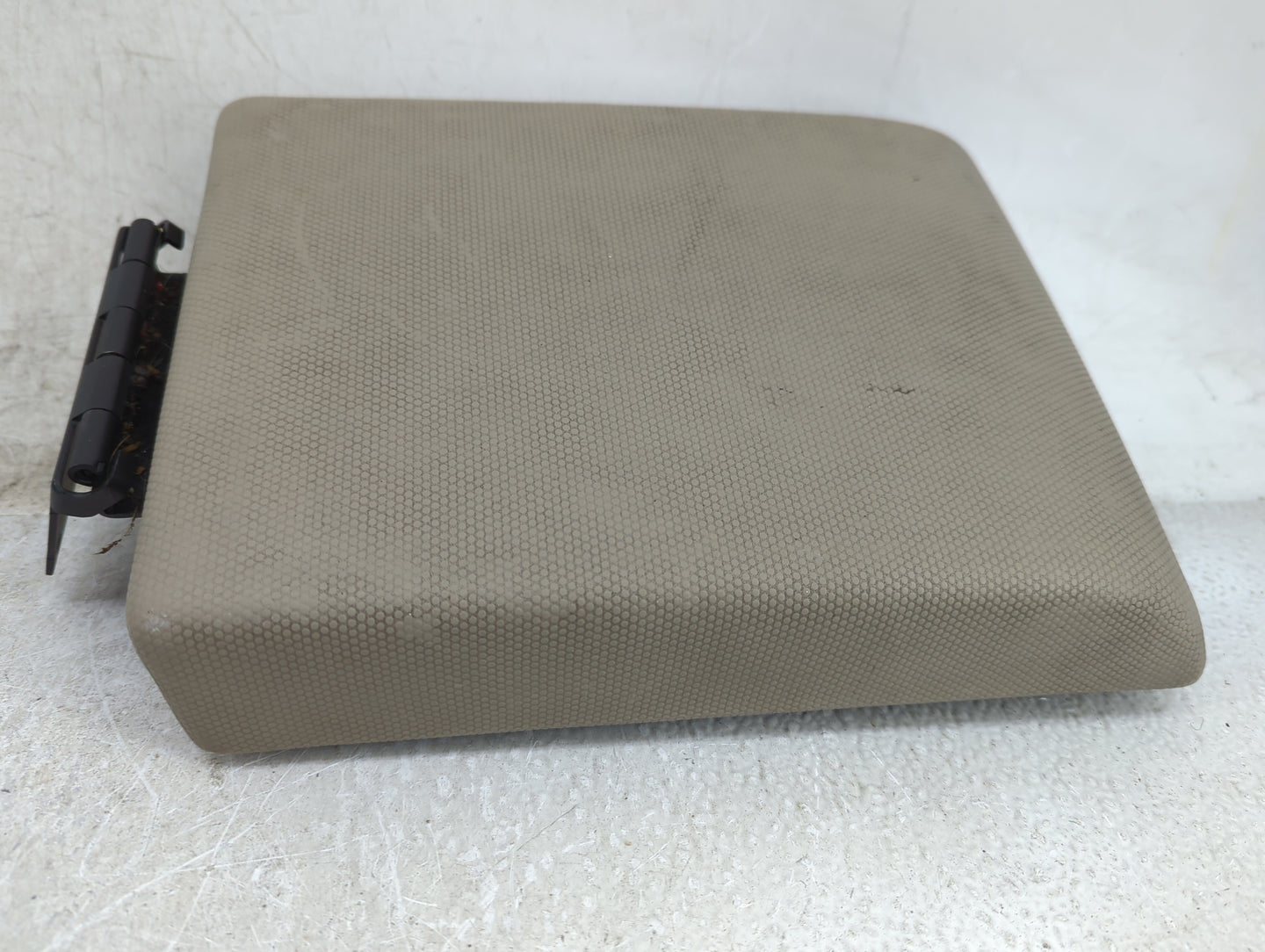 2008 Ford Escape Center Console Armrest Cover Lid Fits OEM Used Auto Parts - Oemusedautoparts1.com