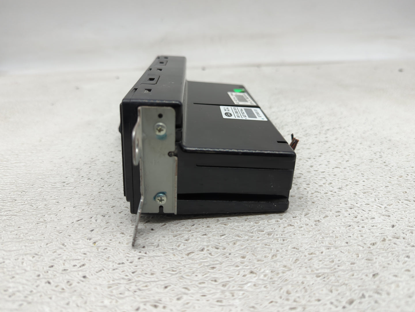 2008 Ford Escape Radio AM FM Cd Player Receiver Replacement P/N:8L8T-19C116-AJ Fits OEM Used Auto Parts - Oemusedautoparts1.